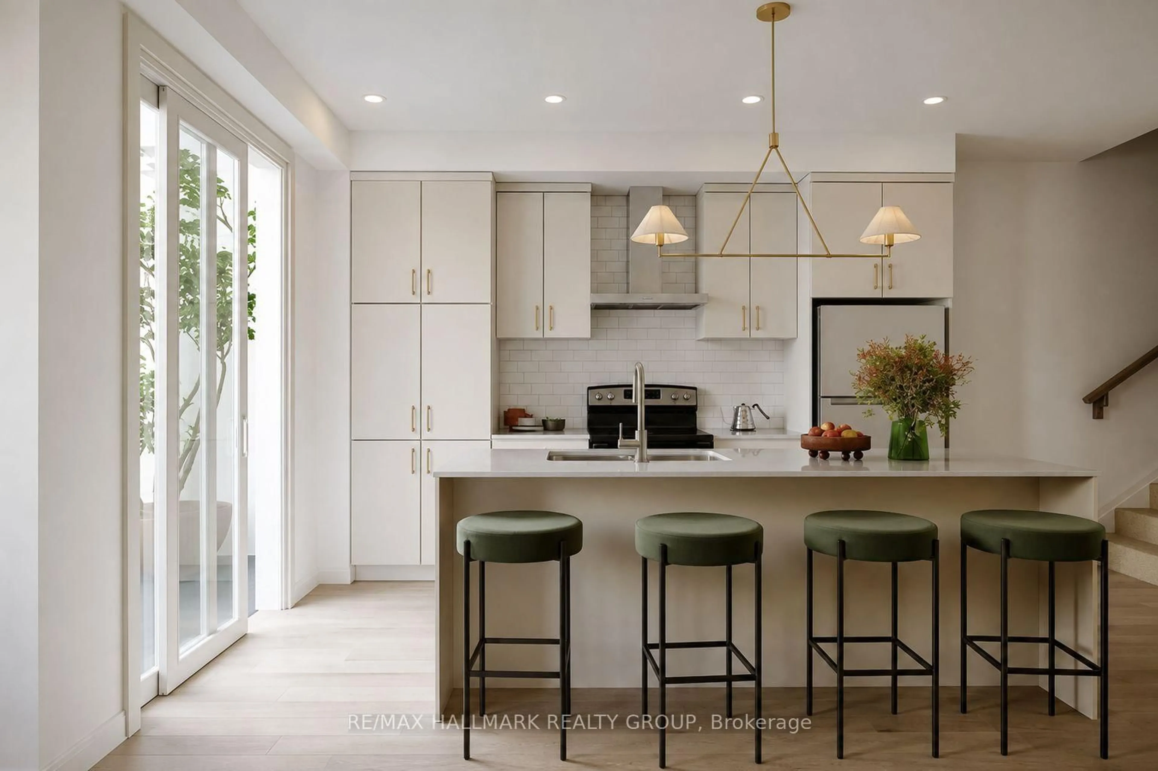 Contemporary kitchen, unknown for 307 Amistad Private, Orleans Ontario K1W 0T1