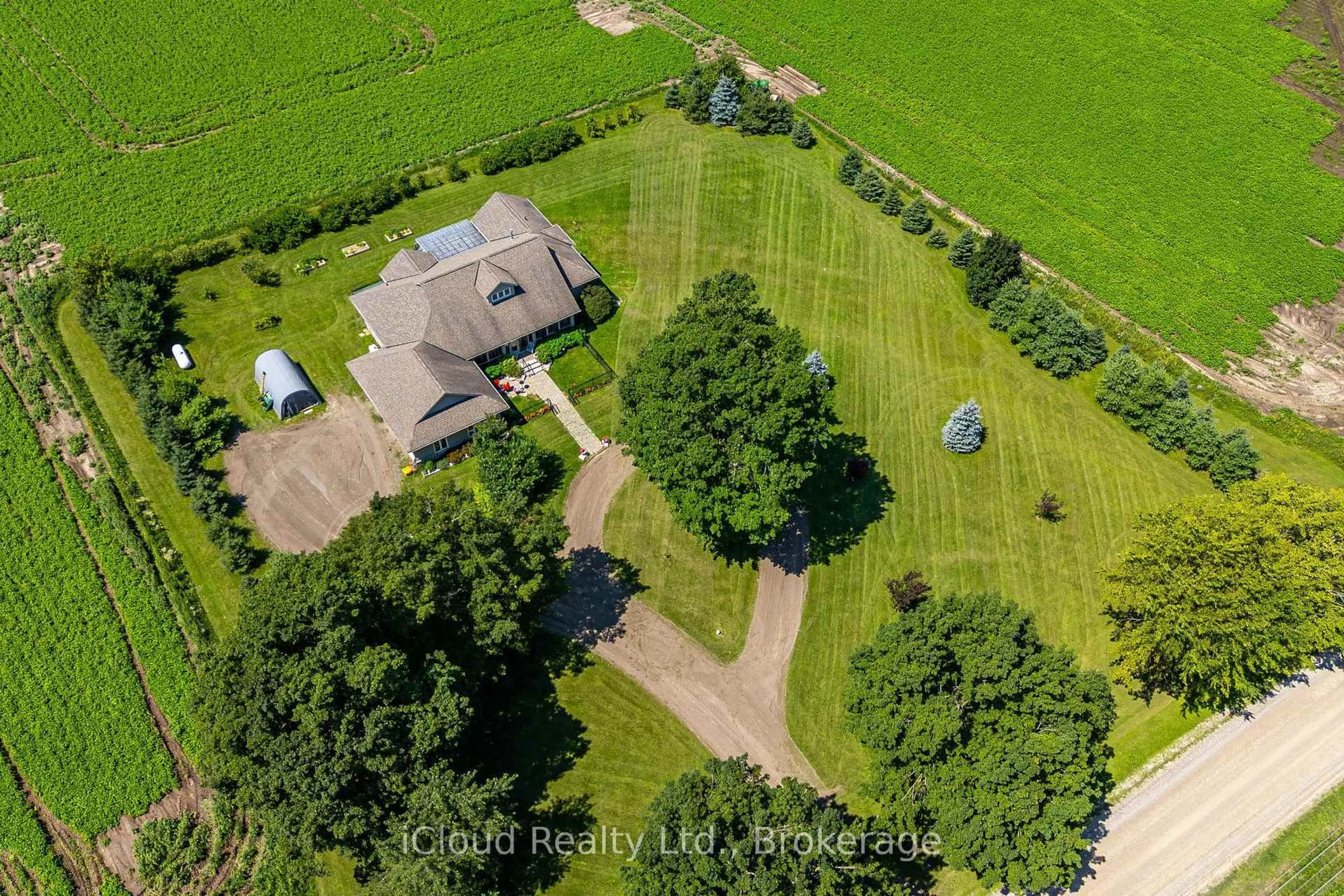 A pic from outside/outdoor area/front of a property/back of a property/a pic from drone, unknown for 514164 2nd Line, Amaranth Ontario L9W 0S5