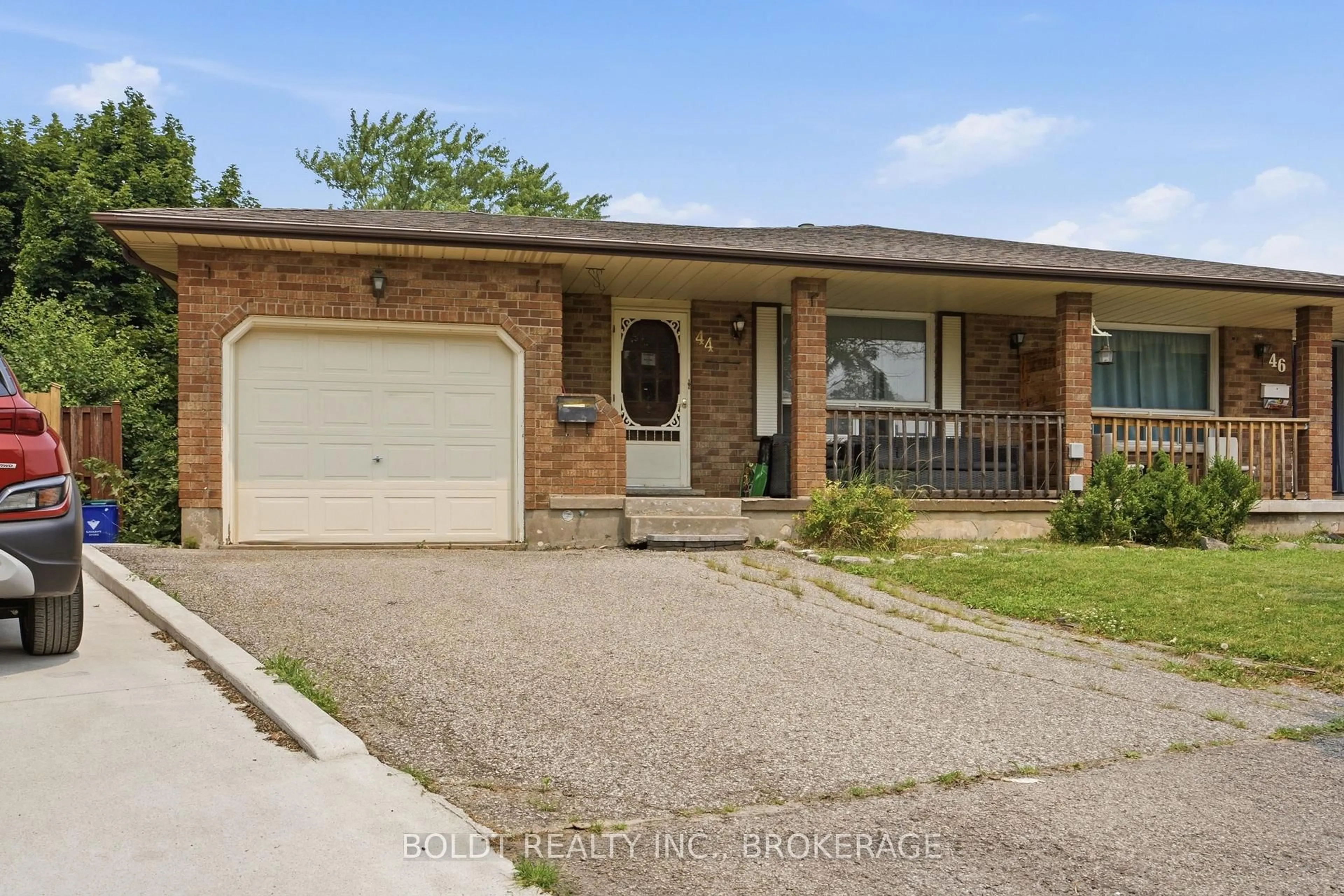 Home with brick exterior material, street for 44 Culligan Cres, Thorold Ontario L2V 4P1
