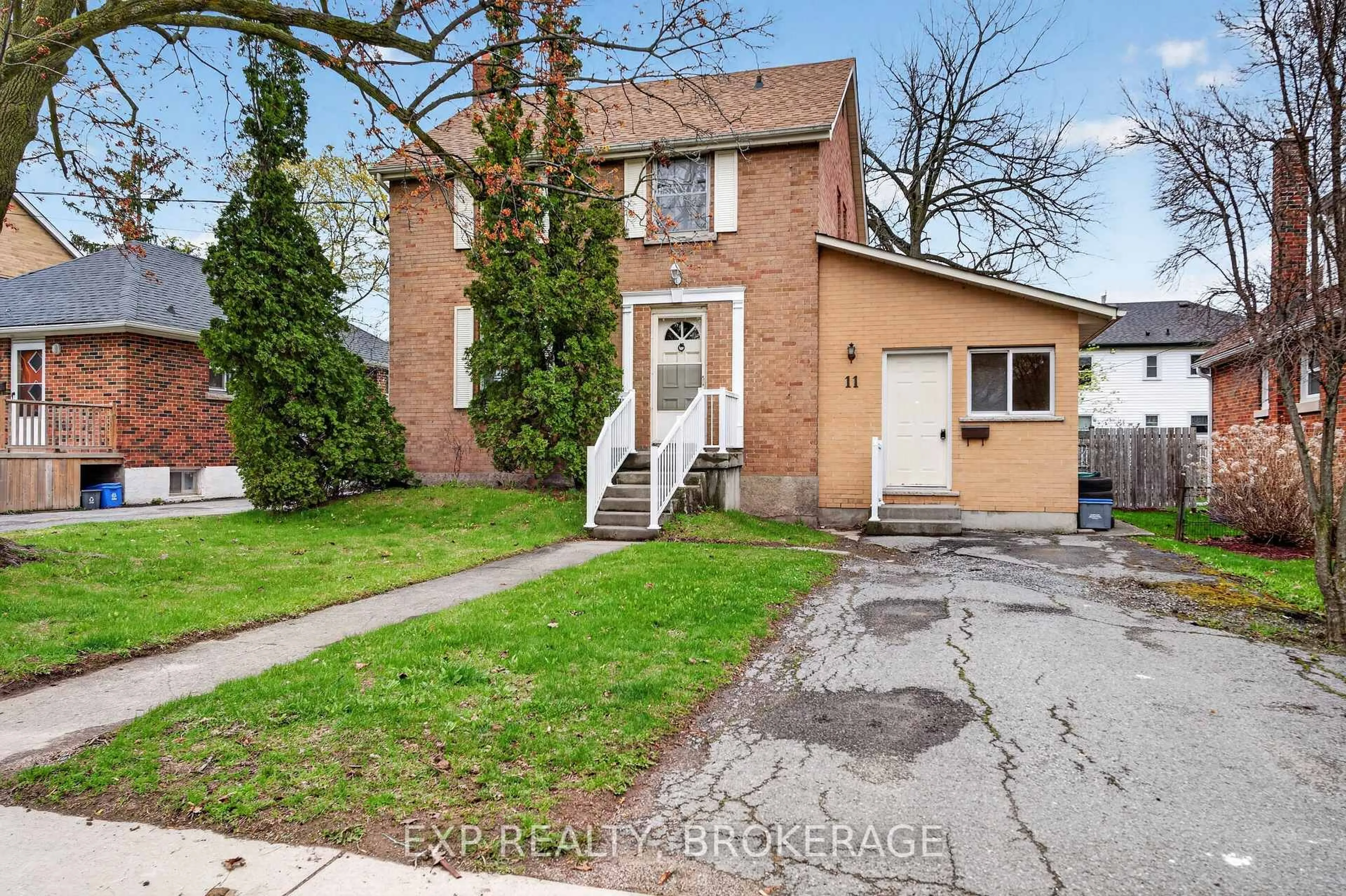 Home with brick exterior material, street for 11 CARRUTHERS Ave, Kingston Ontario K7L 1L9