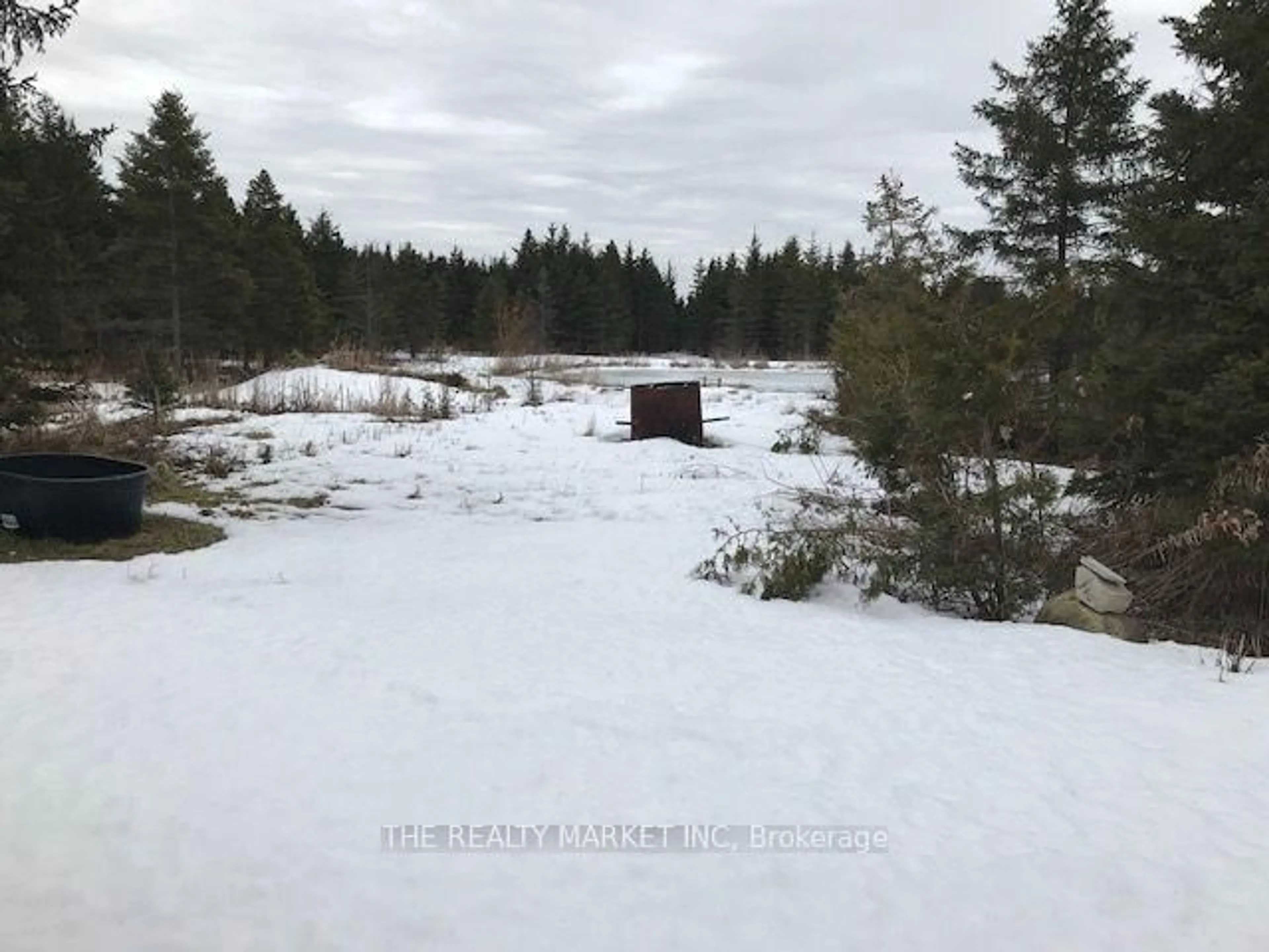 Shed for 383206 20 Sdrd, Amaranth Ontario L9W 3X6