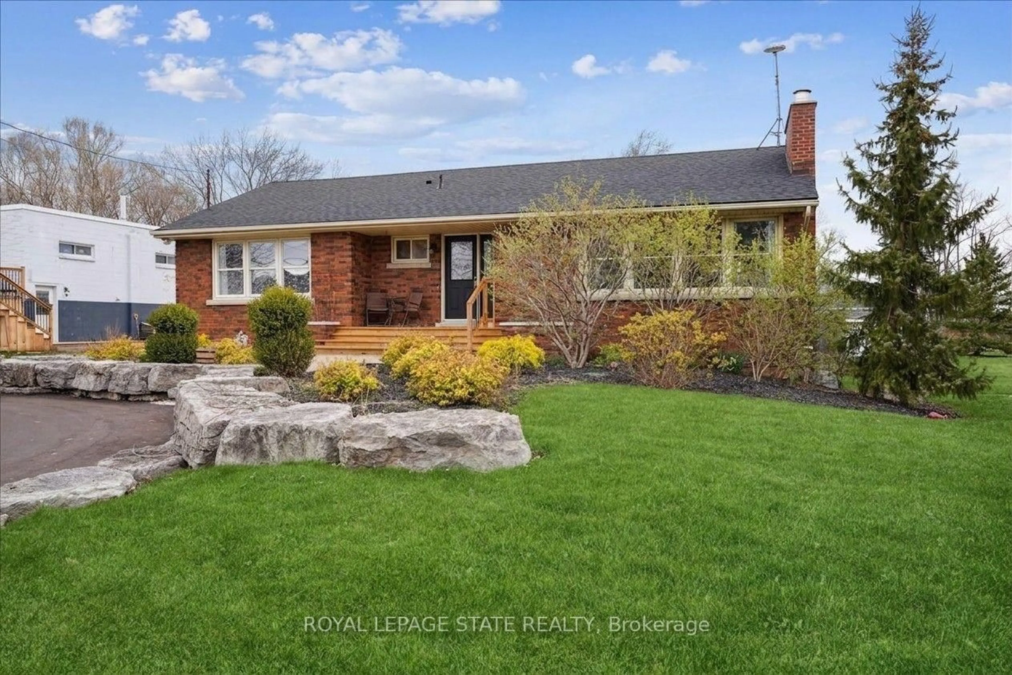 Unknown for 5117 Canborough Rd, West Lincoln Ontario L0R 2J0