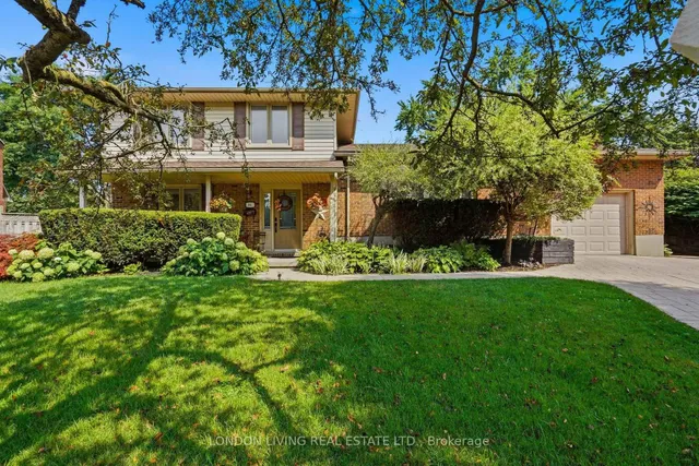 91 St Clair Crt, London South 2