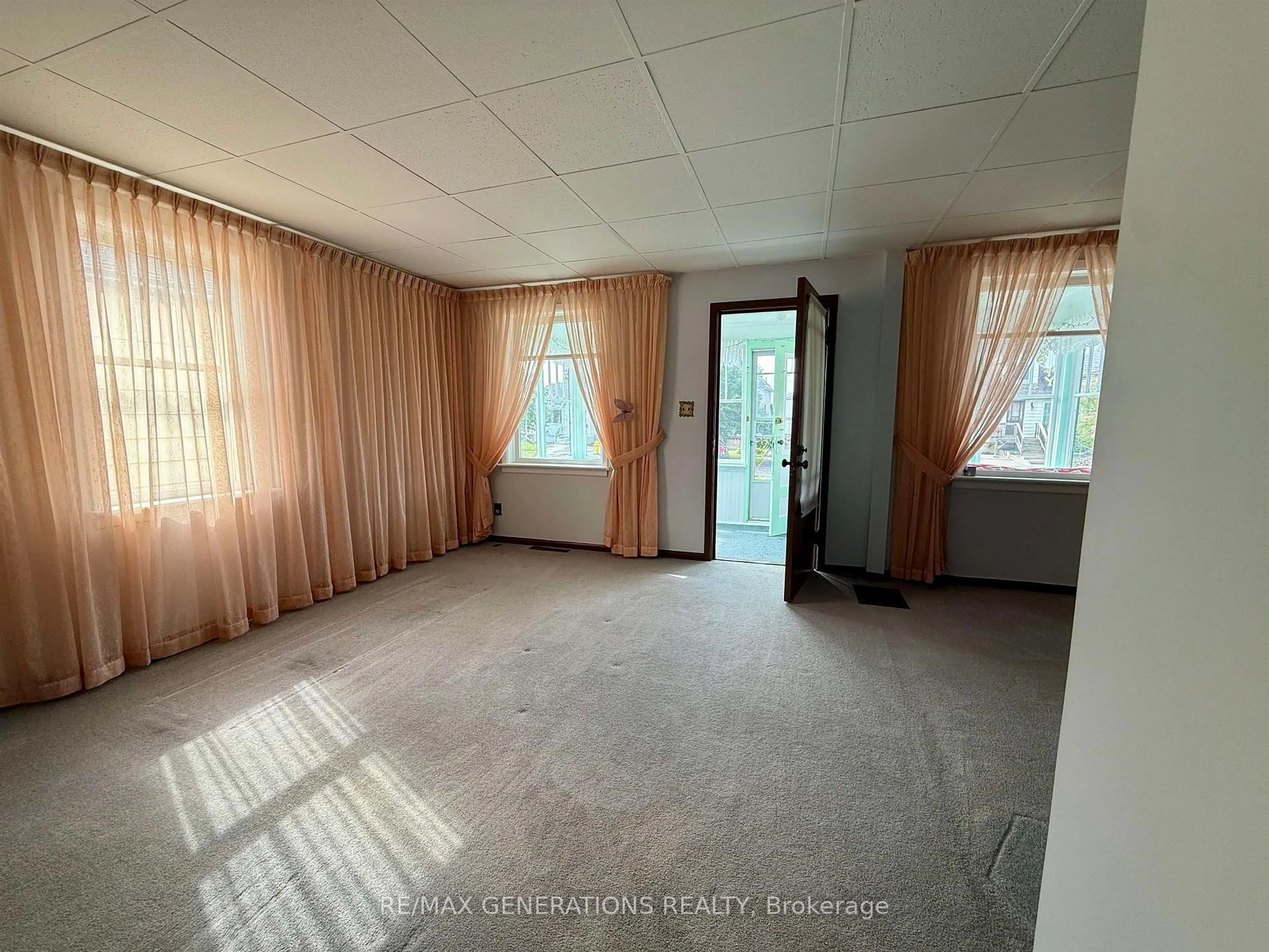 A pic of a room for 375 EMPIRE Ave, Thunder Bay Ontario P7E 4S2