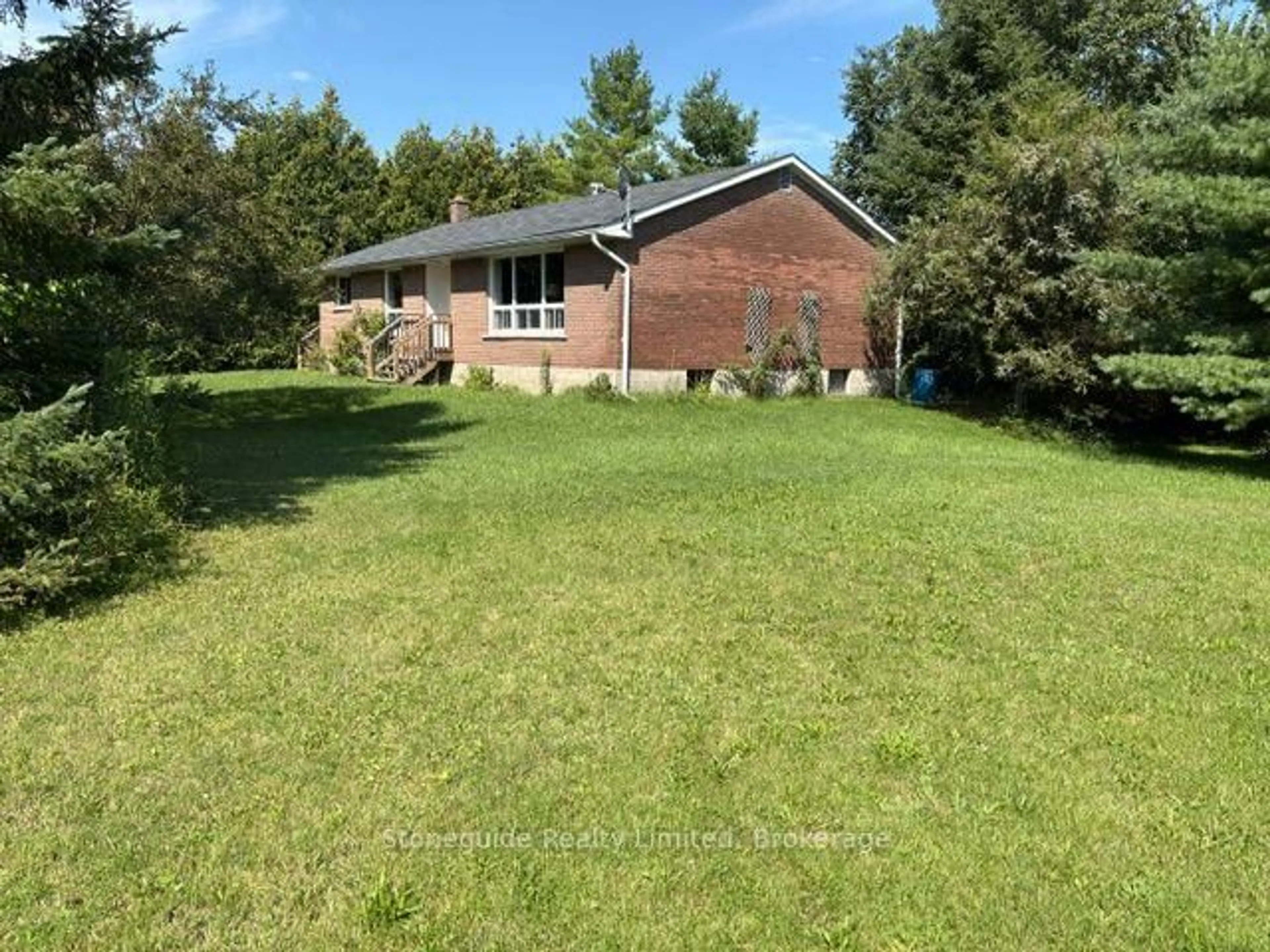 A pic from outside/outdoor area/front of a property/back of a property/a pic from drone, unknown for 100 Moloney Line, Selwyn Ontario K0L 1T0