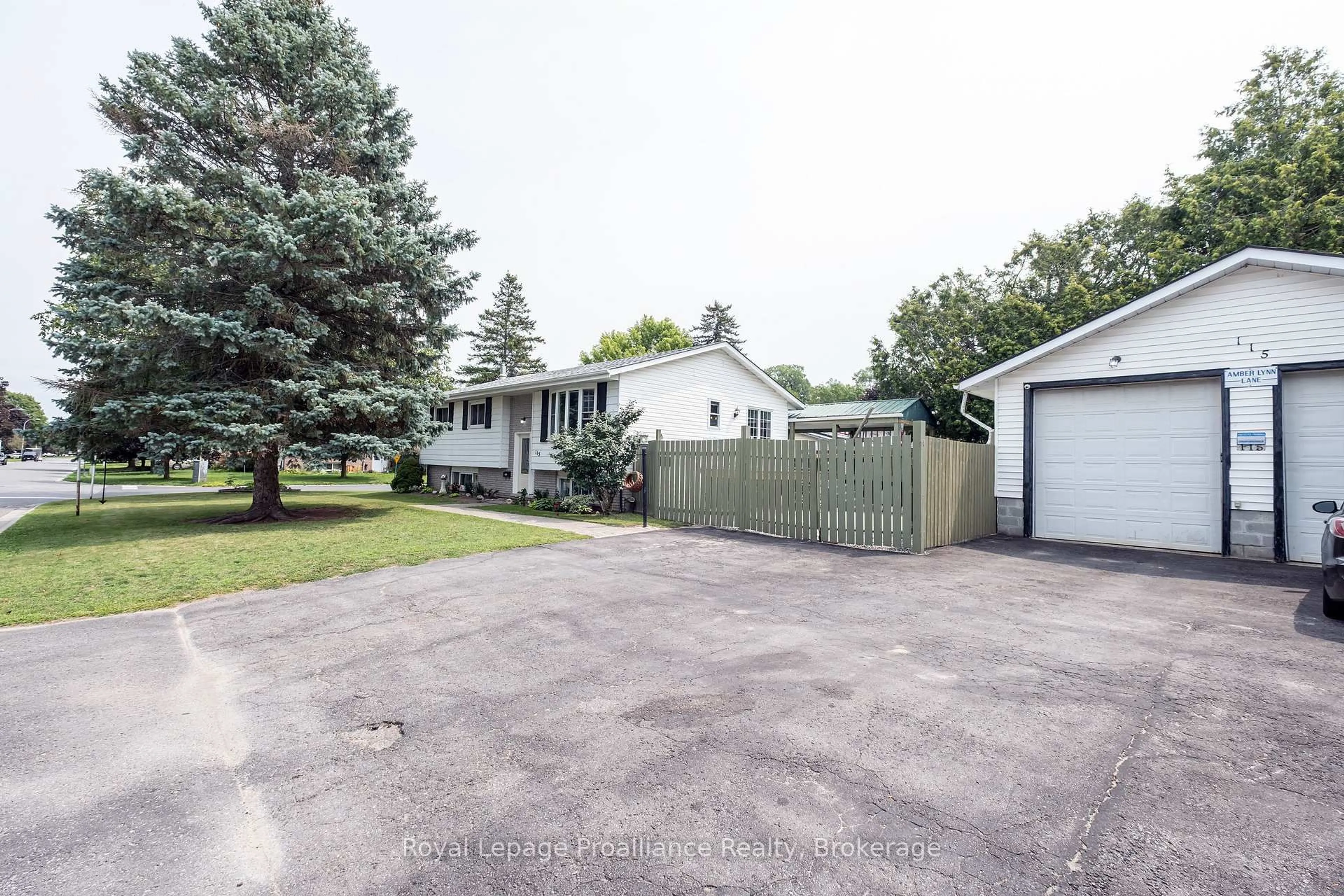A pic from outside/outdoor area/front of a property/back of a property/a pic from drone, street for 115 Nicholas St, Quinte West Ontario K8V 6E8