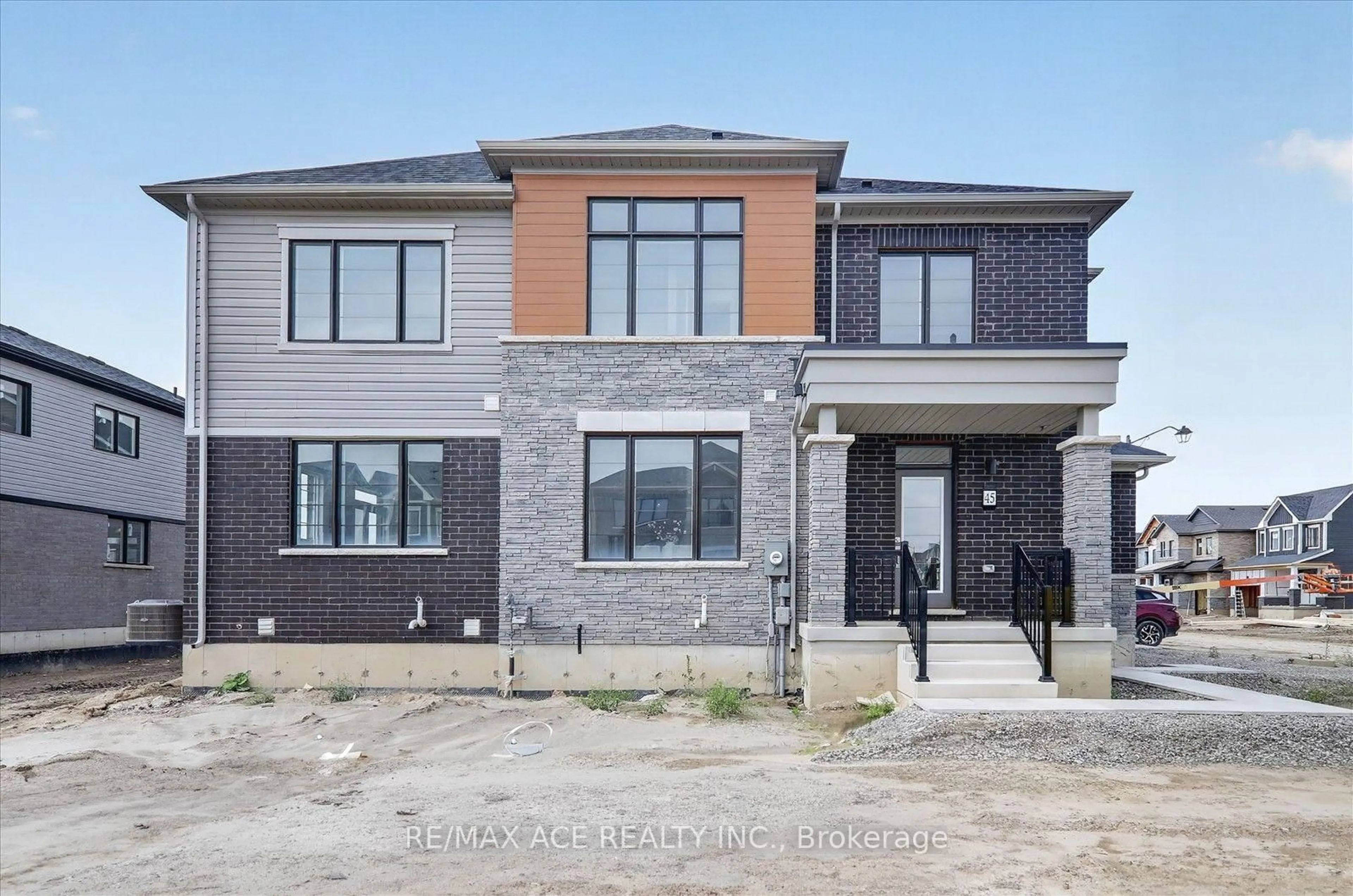 Home with brick exterior material, street for 45 International Dr, Haldimand Ontario N3W 0K7
