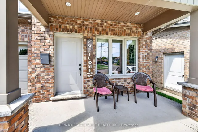 17 Grantham Ave, St. Catharines 3
