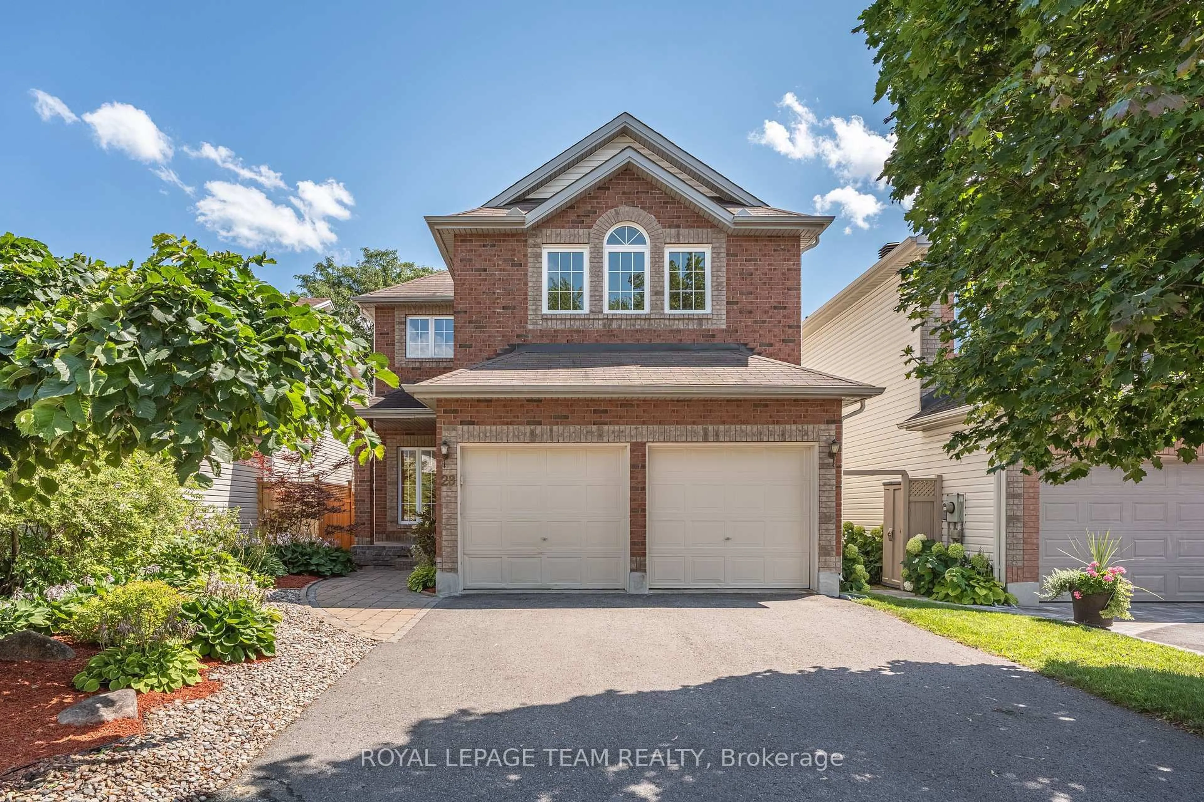 Home with brick exterior material, street for 28 Borealis Cres, Ottawa Ontario K1K 4T4