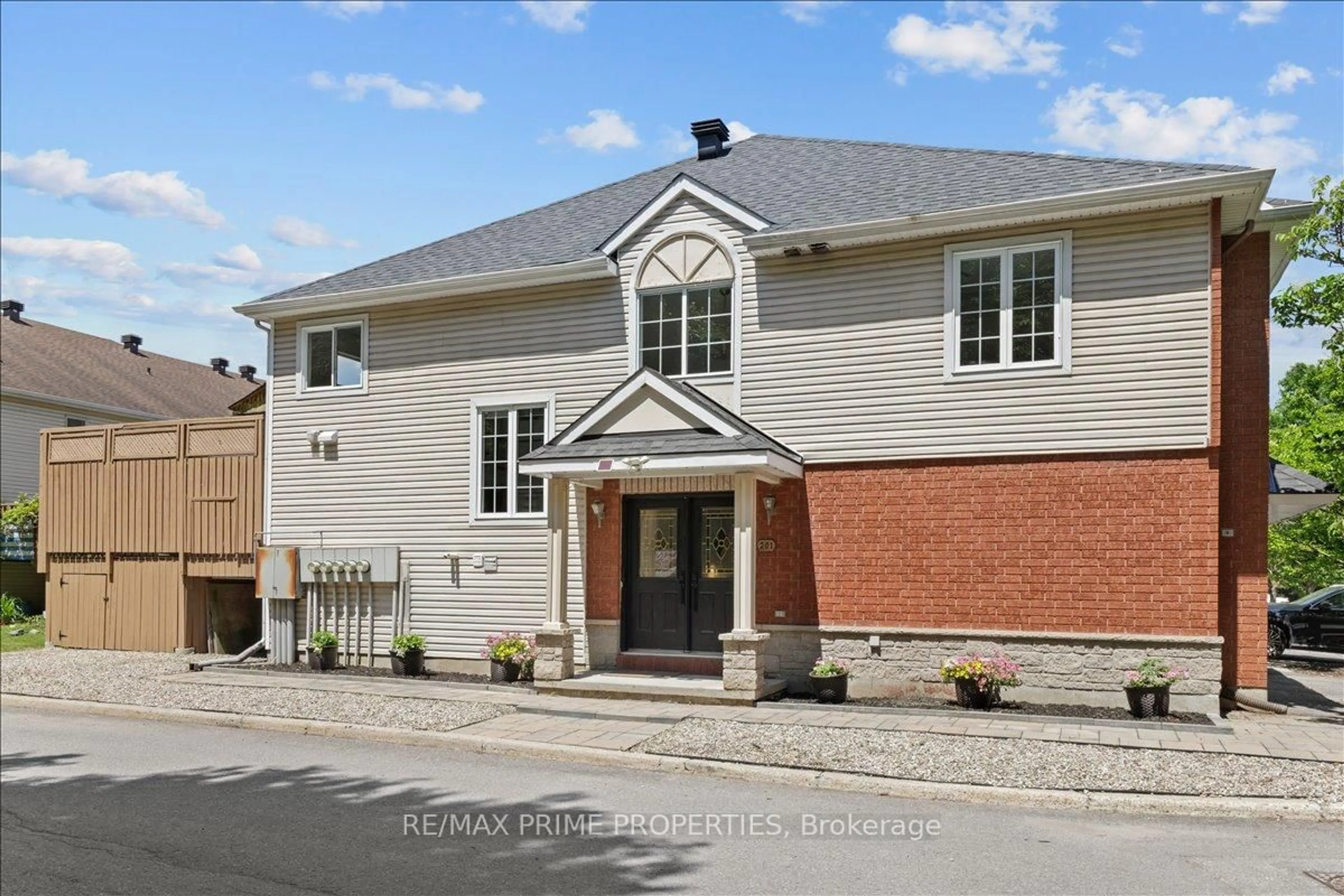 Home with brick exterior material, street for 201 Gladeview Private, Ottawa Ontario K1T 4A6