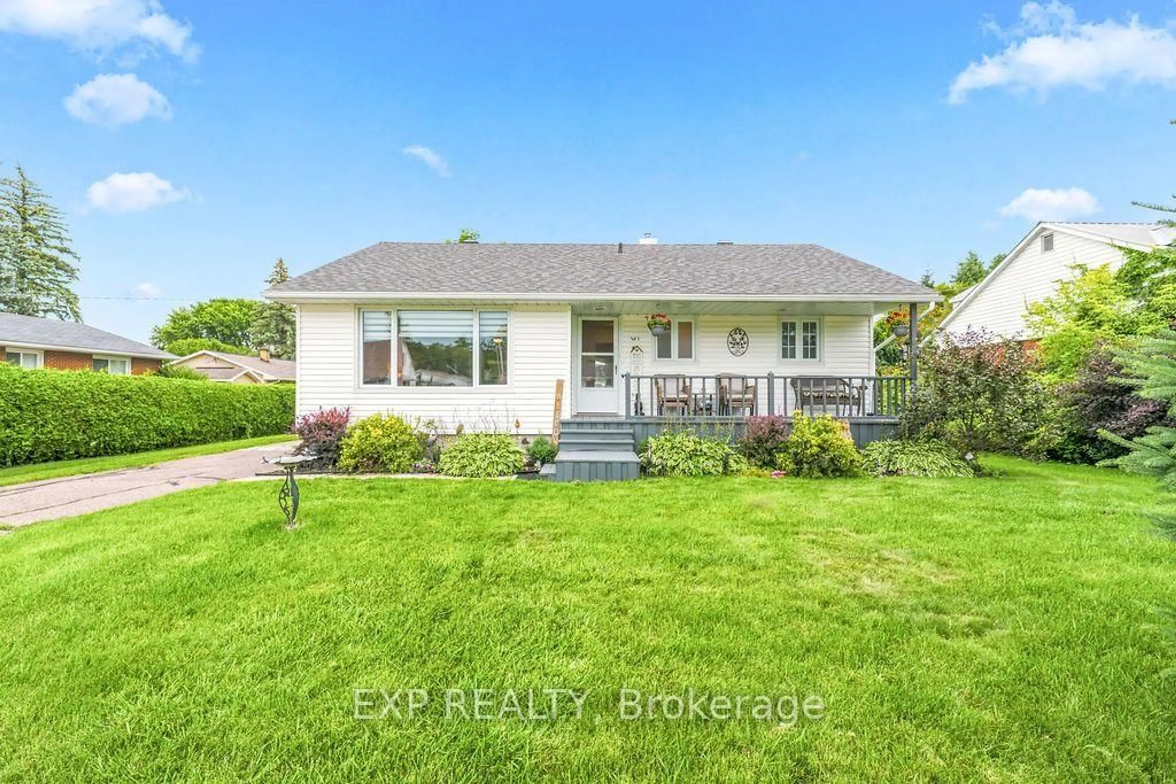 A pic from outside/outdoor area/front of a property/back of a property/a pic from drone, water/lake/river/ocean view for 101 Grant Blvd, Renfrew Ontario K7V 2P3
