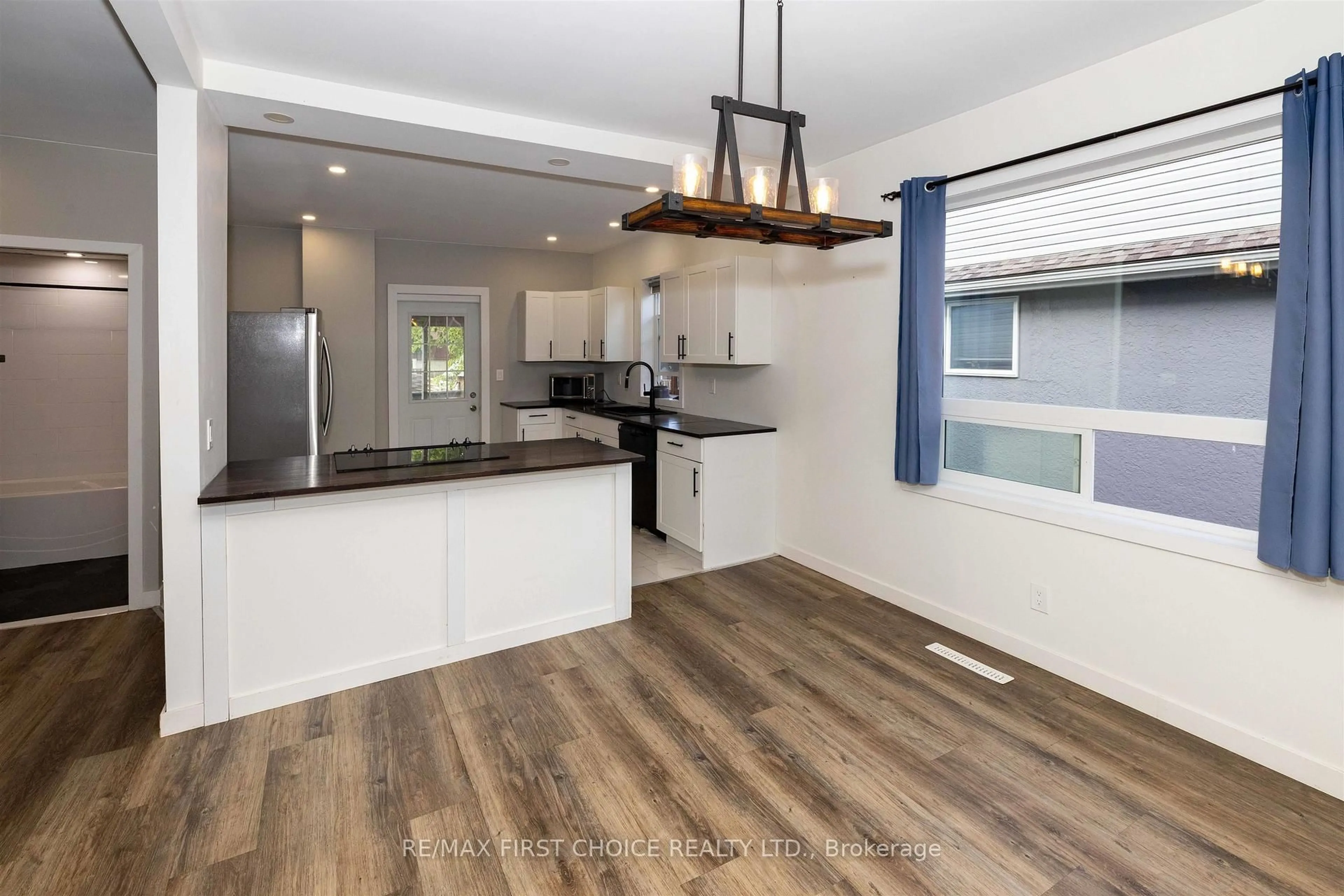 Open concept kitchen, unknown for 513 Christina St, Thunder Bay Ontario P7E 4P4