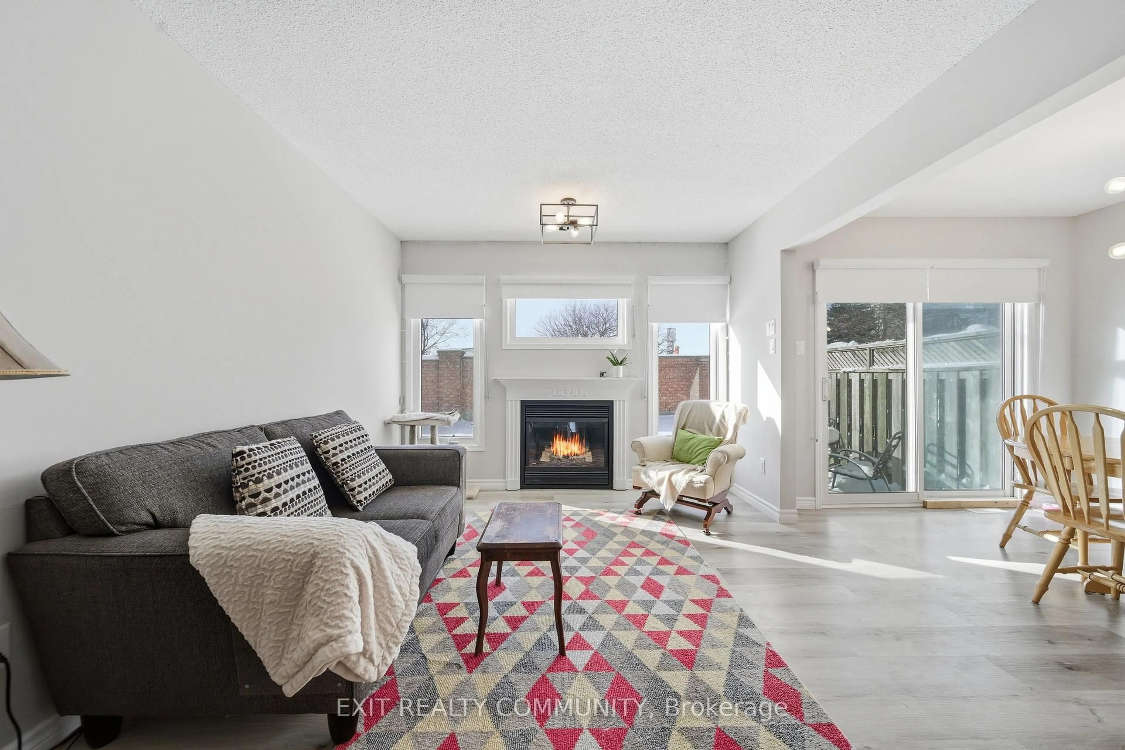 Living room with furniture, unknown for 601 Grenfell Dr #15, London North Ontario N5X 4E4