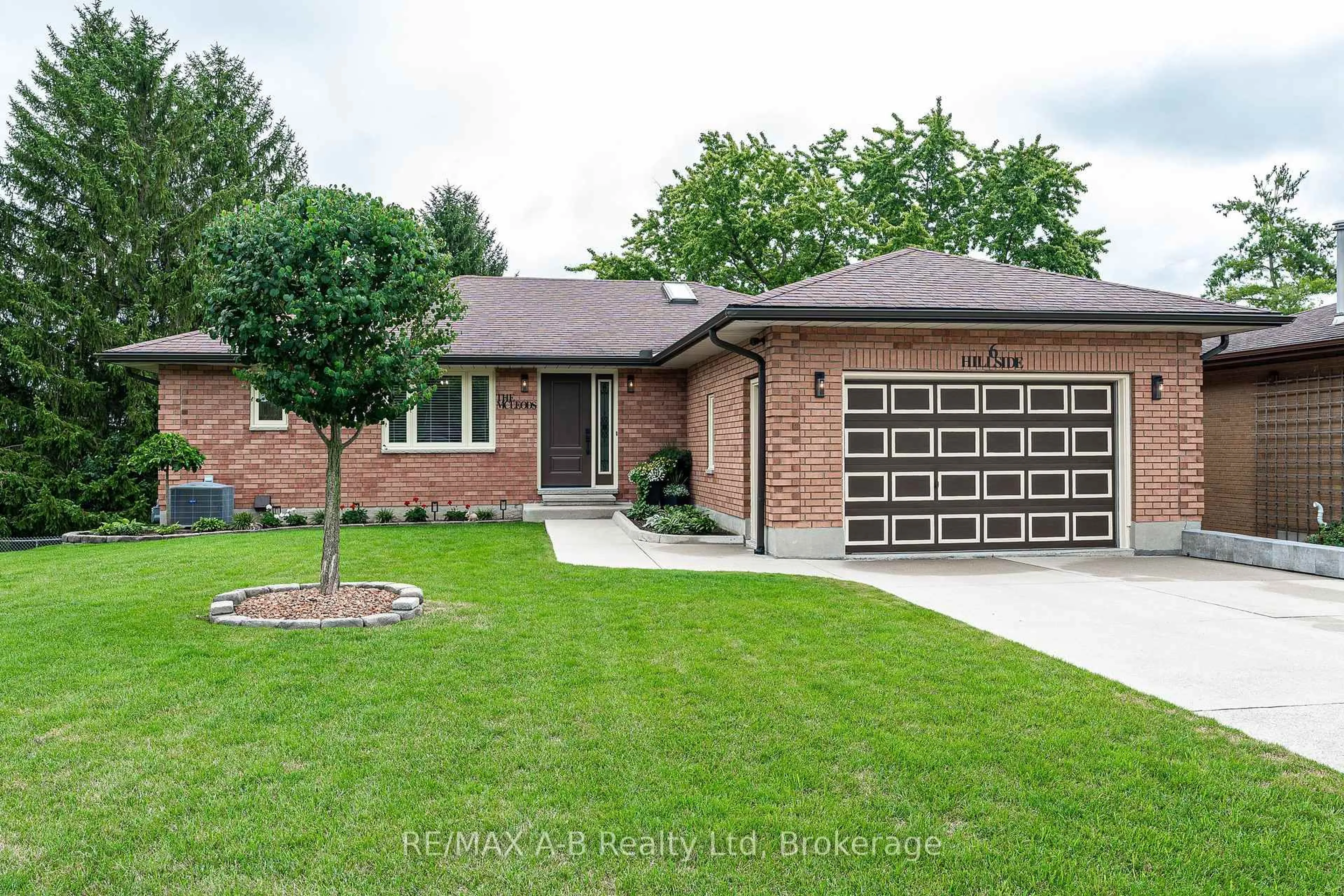 Home with brick exterior material, street for 6 Hillside Crt, St. Marys Ontario N4X 1C3