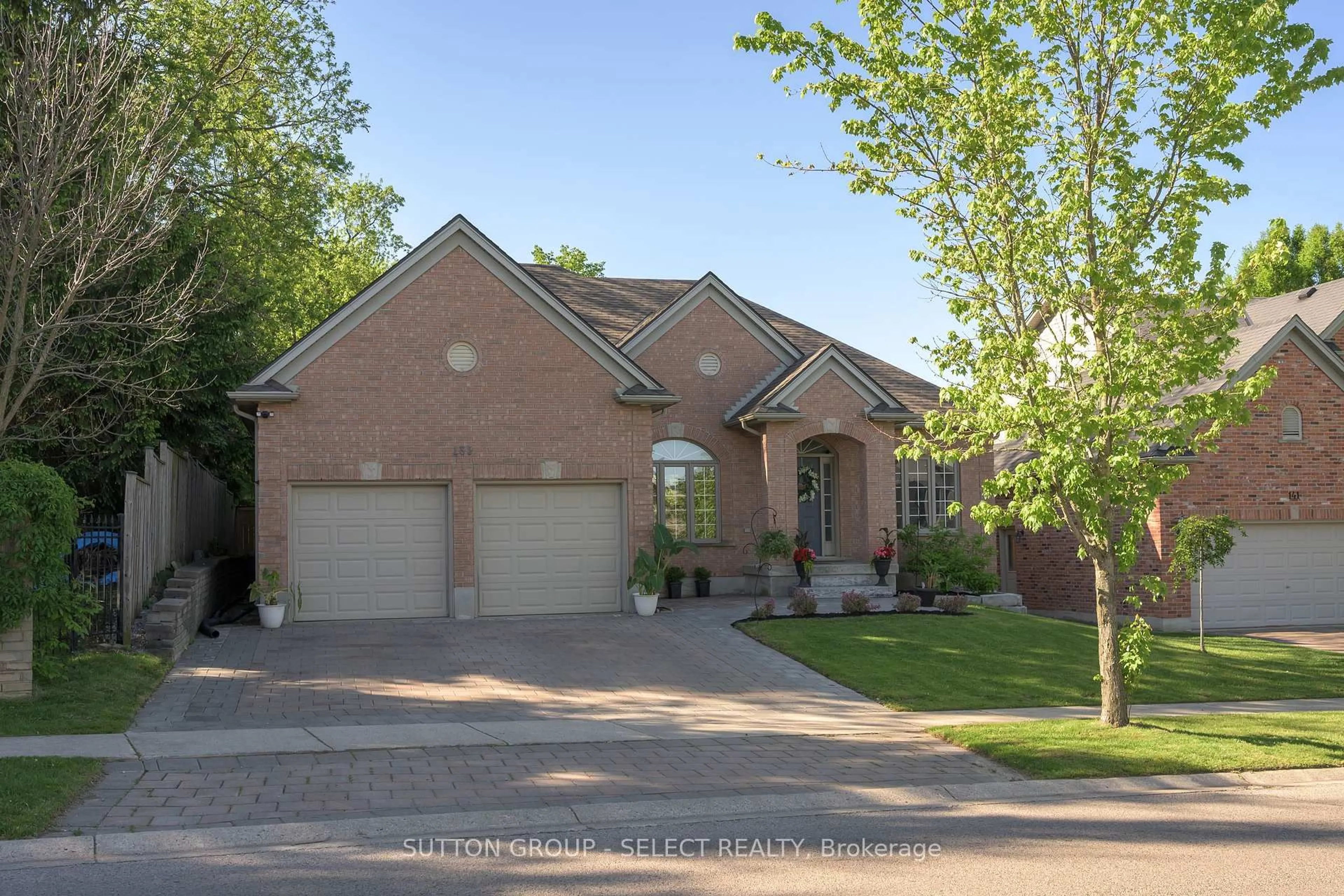 Home with brick exterior material, street for 135 Plane Tree Dr, London North Ontario N6G 5H4