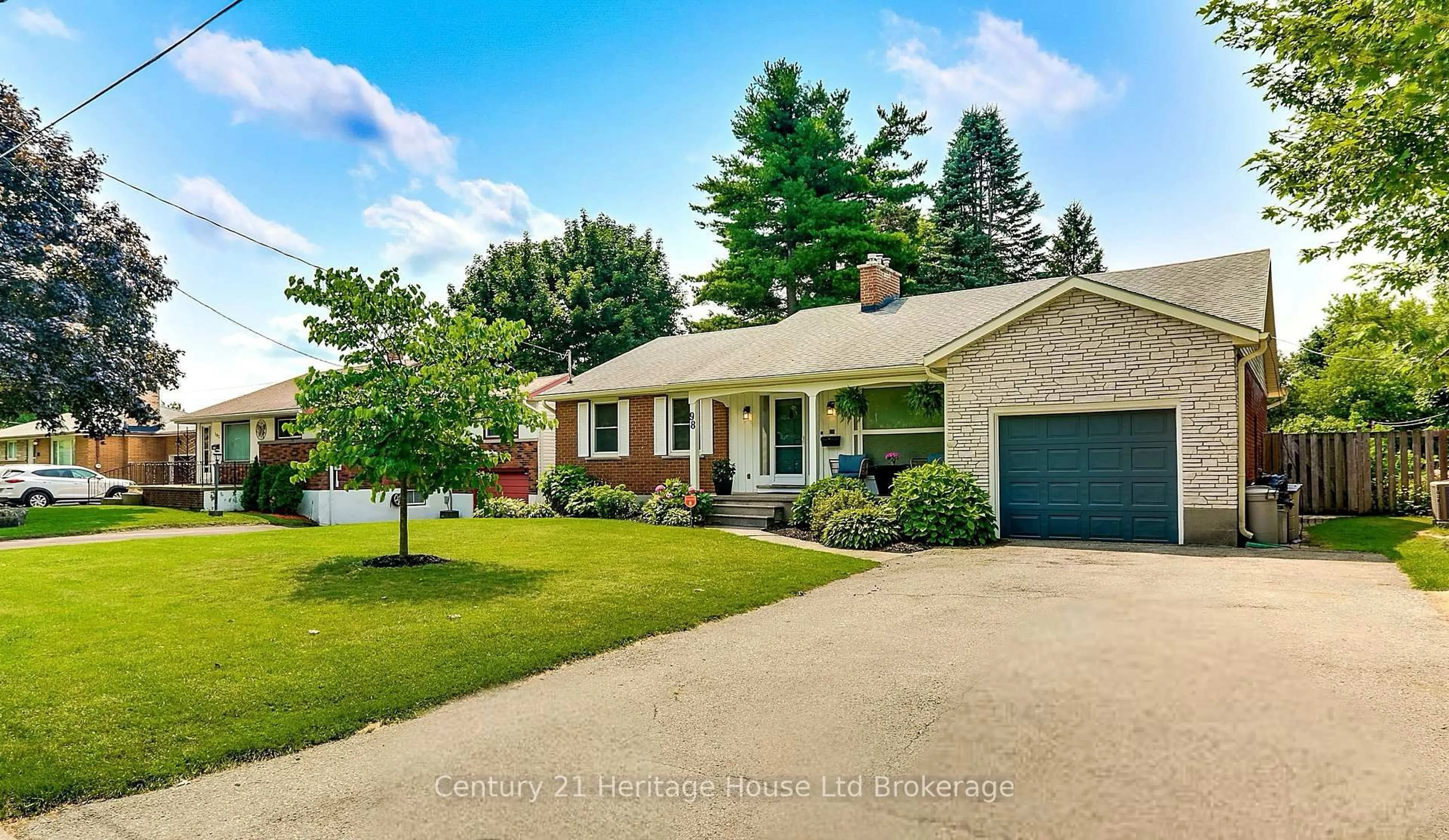 Unknown for 98 Maud St, Woodstock Ontario N4S 3Y6