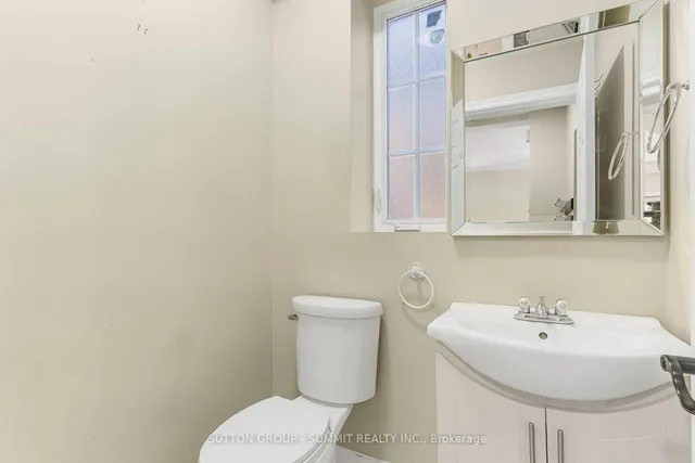403 Niagara St, Welland 3