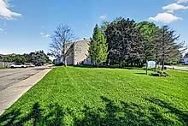 820 Laurier Blvd #201, Brockville 2
