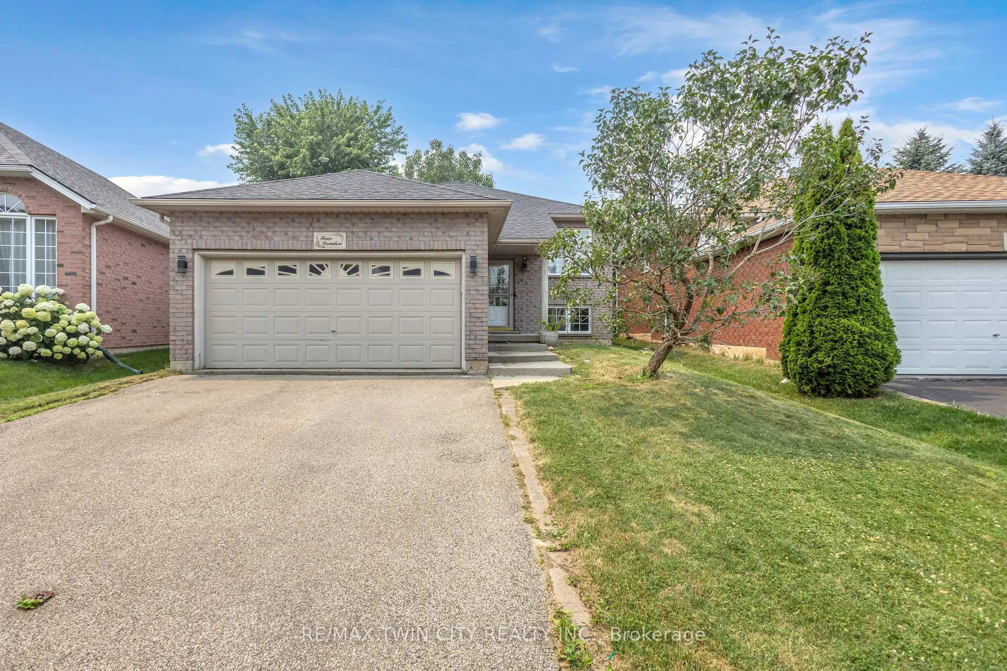 Unknown for 4 Dowden Ave, Brantford Ontario N3T 6N5
