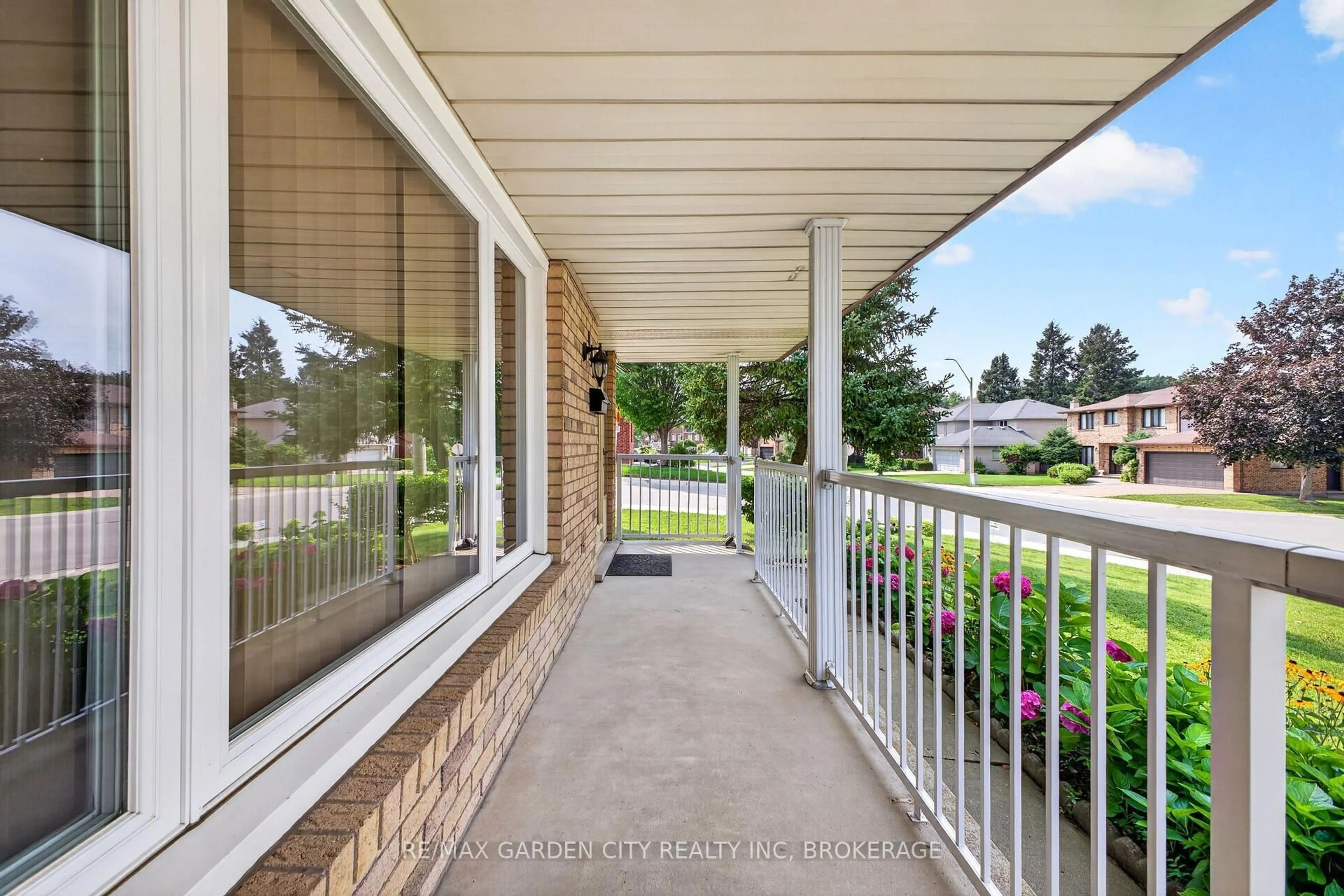 Unknown for 145 Adis Ave, Hamilton Ontario L9C 6T9