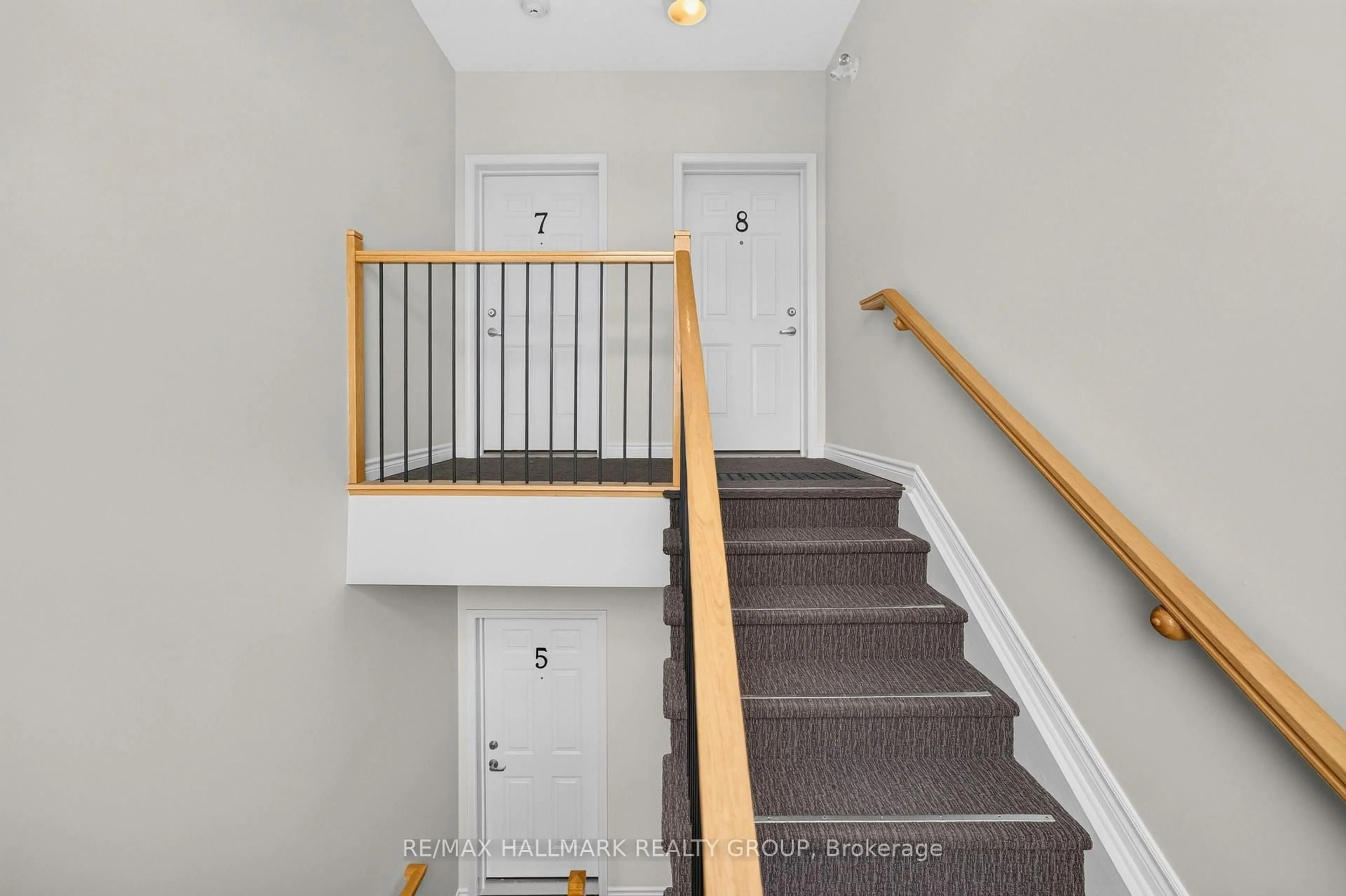 Stairs for 192 Springbeauty Ave #7, Ottawa Ontario K2J 6B4