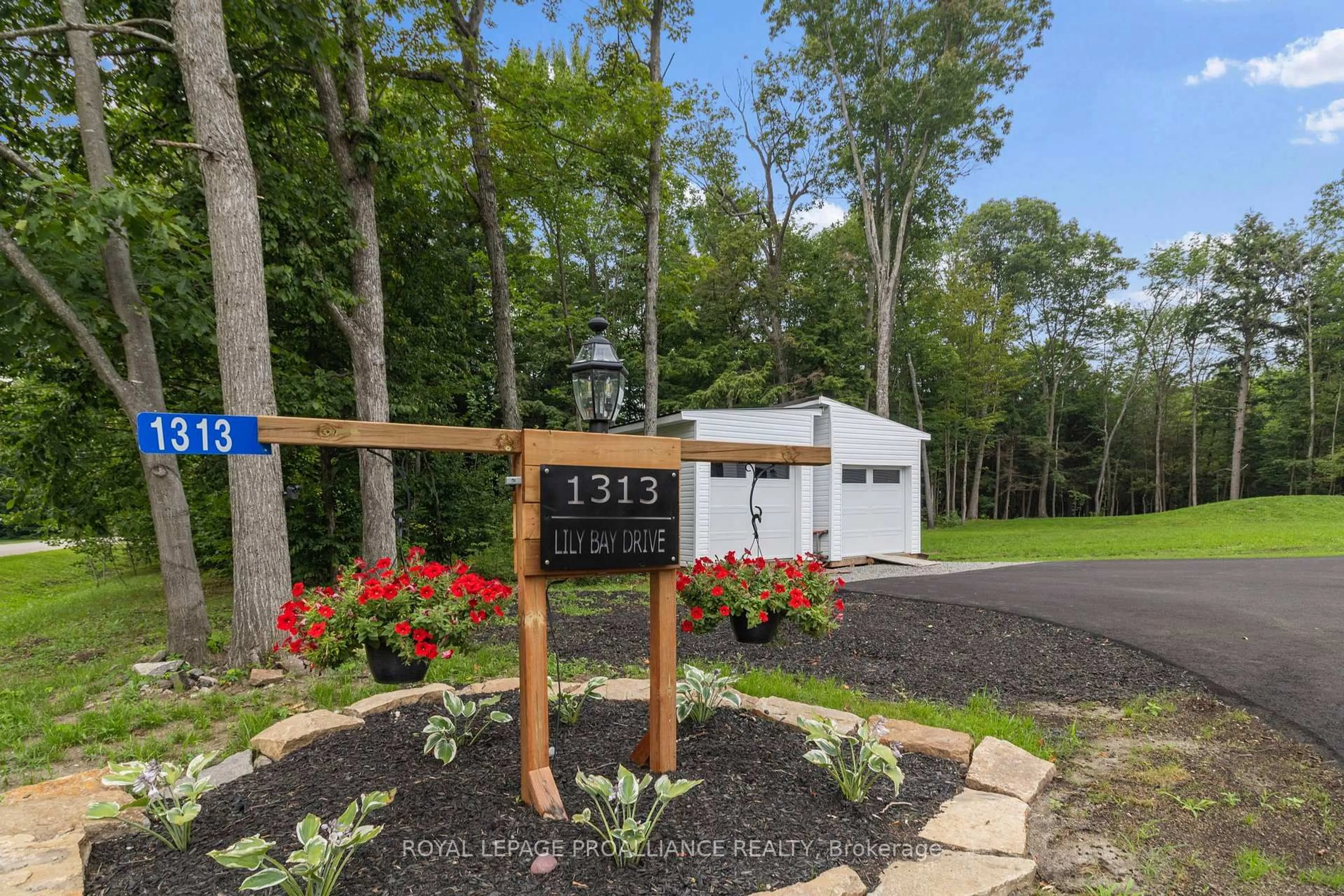 Unknown for 1313 Lily Bay Dr, Elizabethtown-Kitley Ontario K6V 7C5