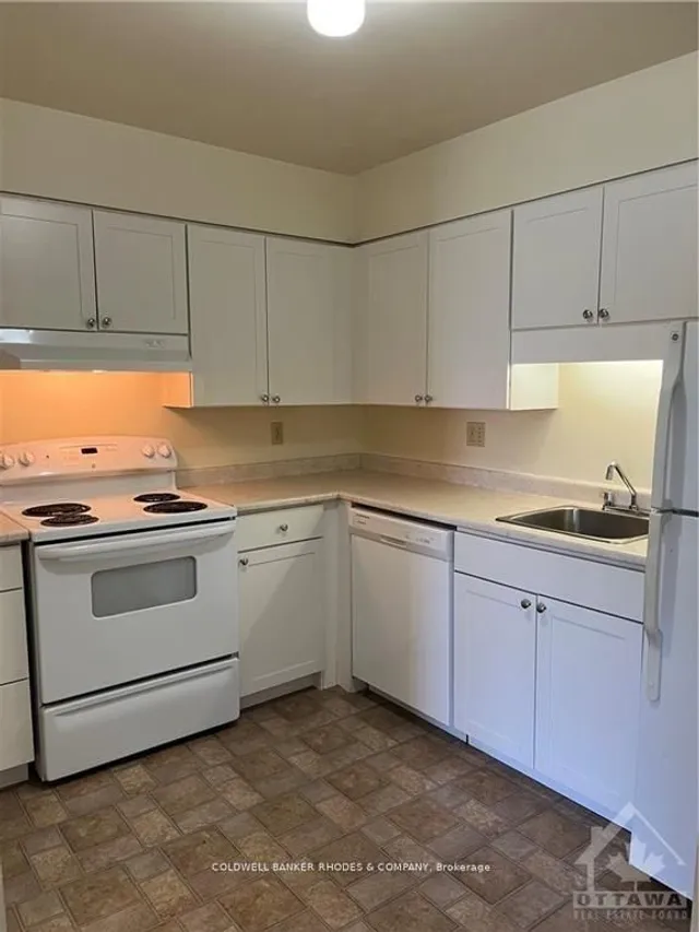 325 Centrum Blvd #407, Ottawa 5