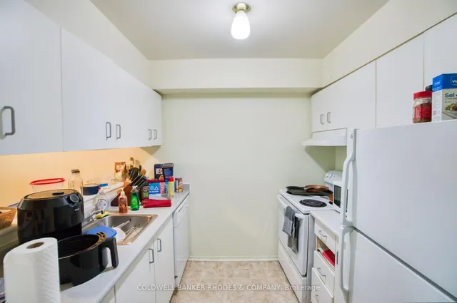 325 Centrum Blvd #307, Ottawa 3