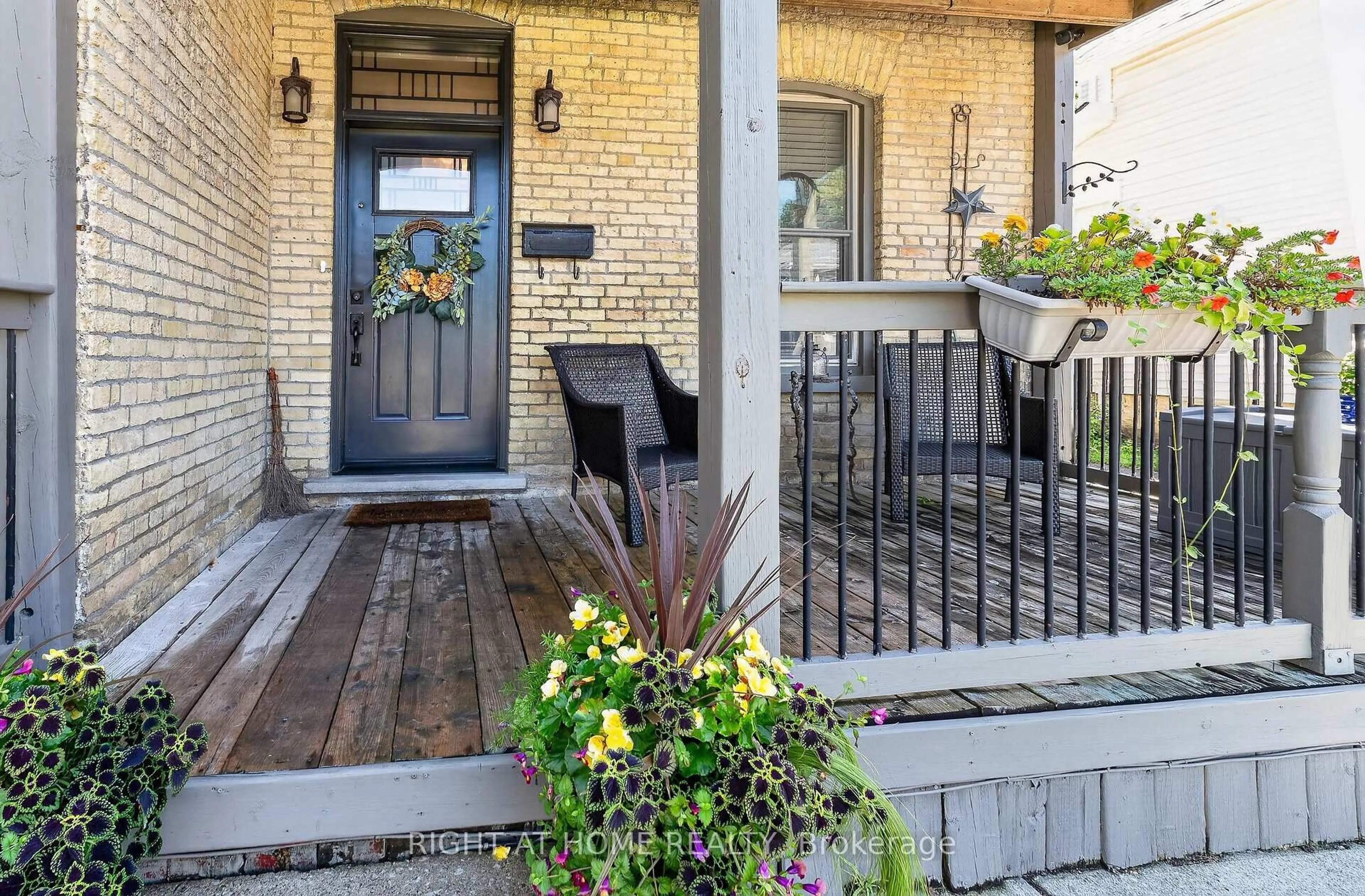 Unknown for 41 Hincks St, St. Thomas Ontario N5R 3N8