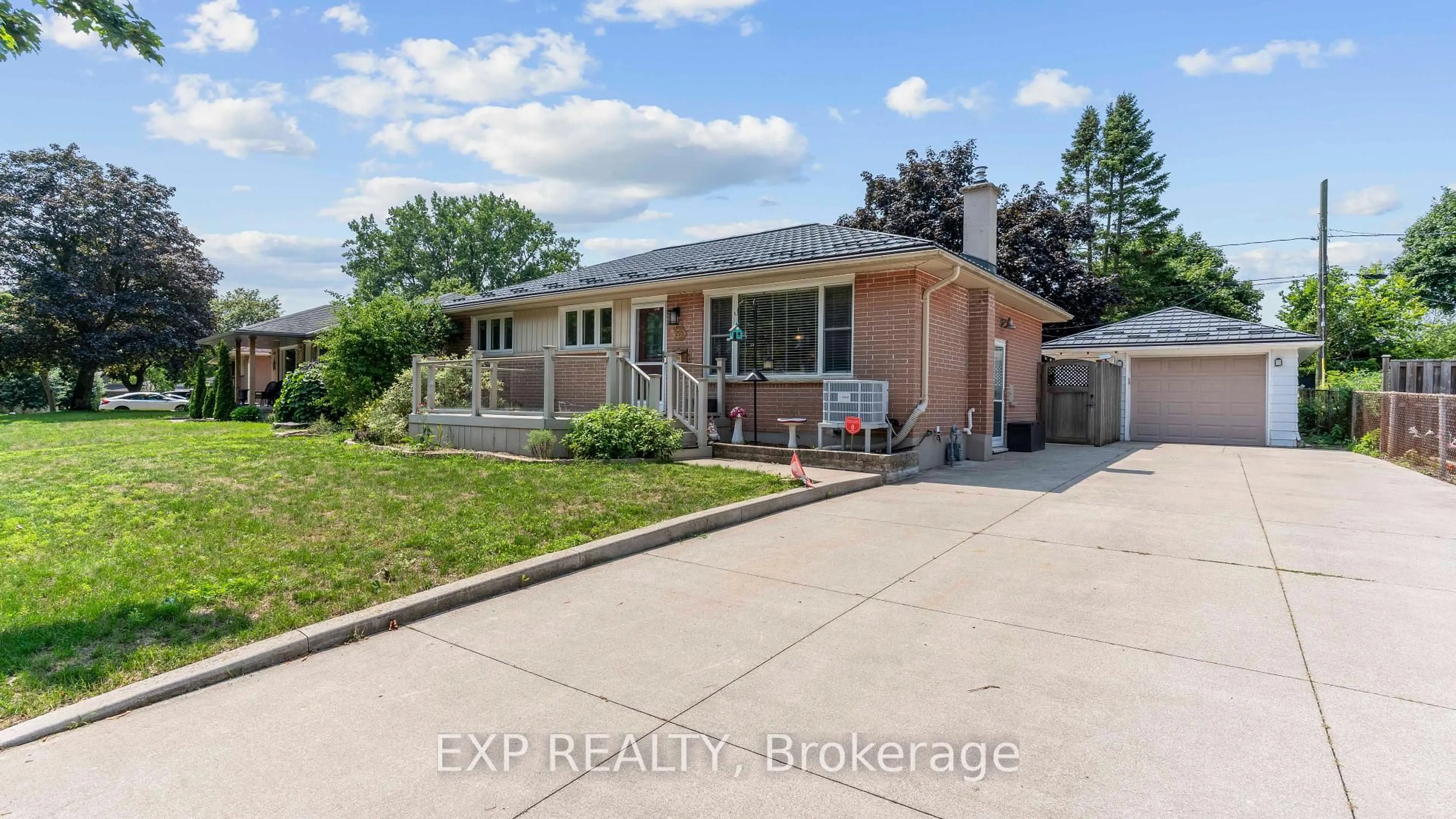 Home with brick exterior material, street for 295 Tweedsmuir Ave, London East Ontario N5W 1L5