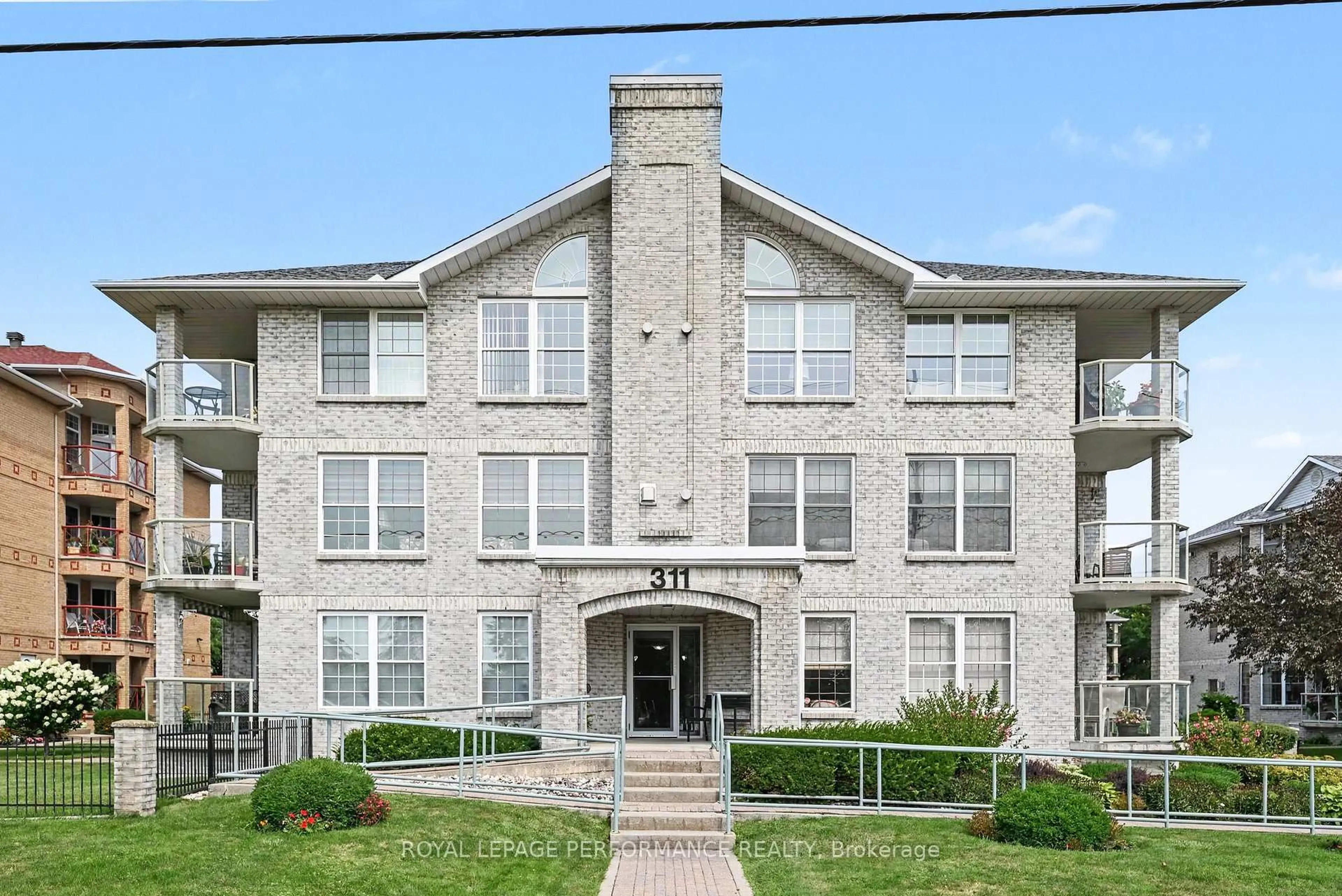 Unknown for 311 Water St #204, Cornwall Ontario K6J 1A5