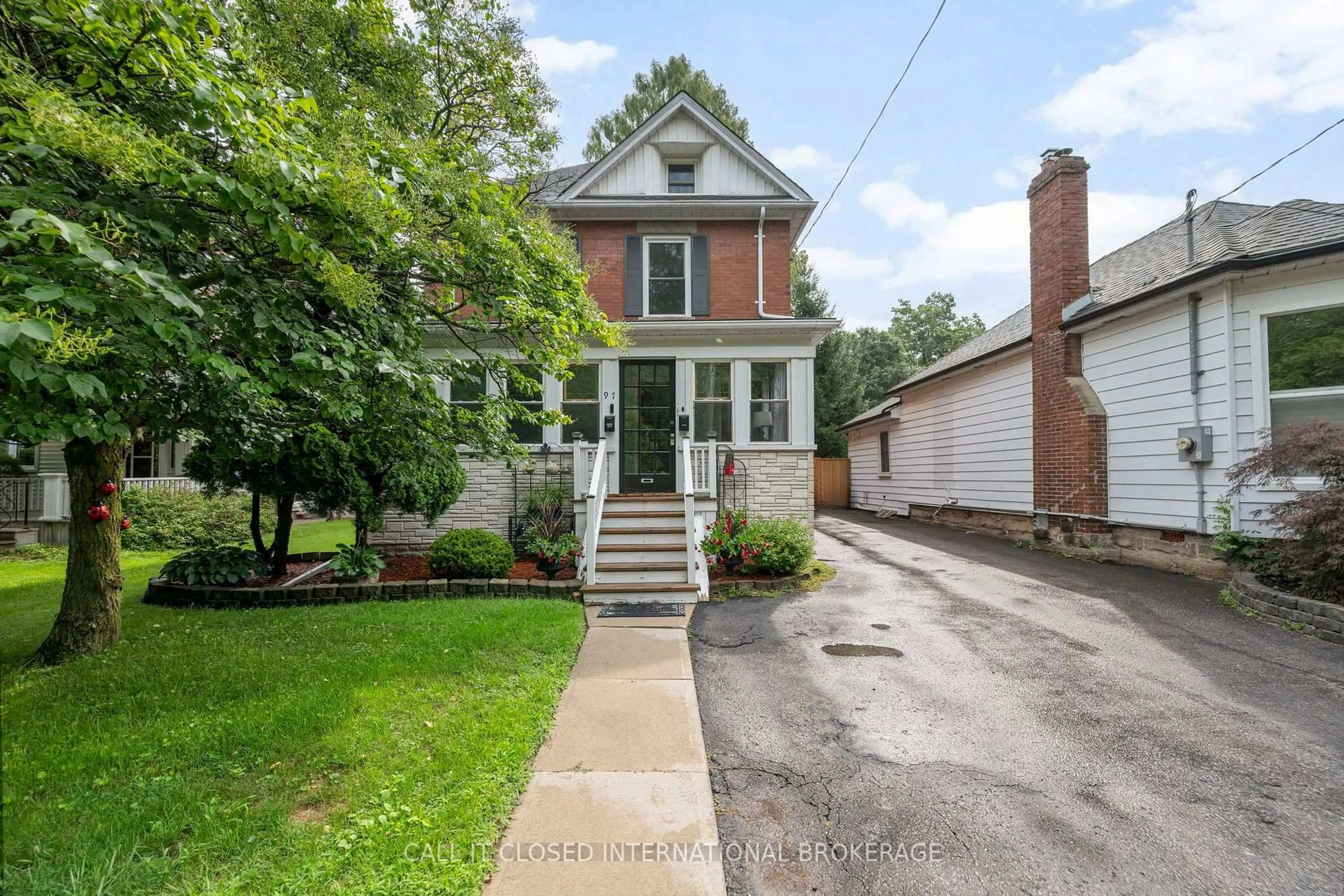 Home with brick exterior material, street for 97 Elgin St, St. Thomas Ontario N5R 3M5