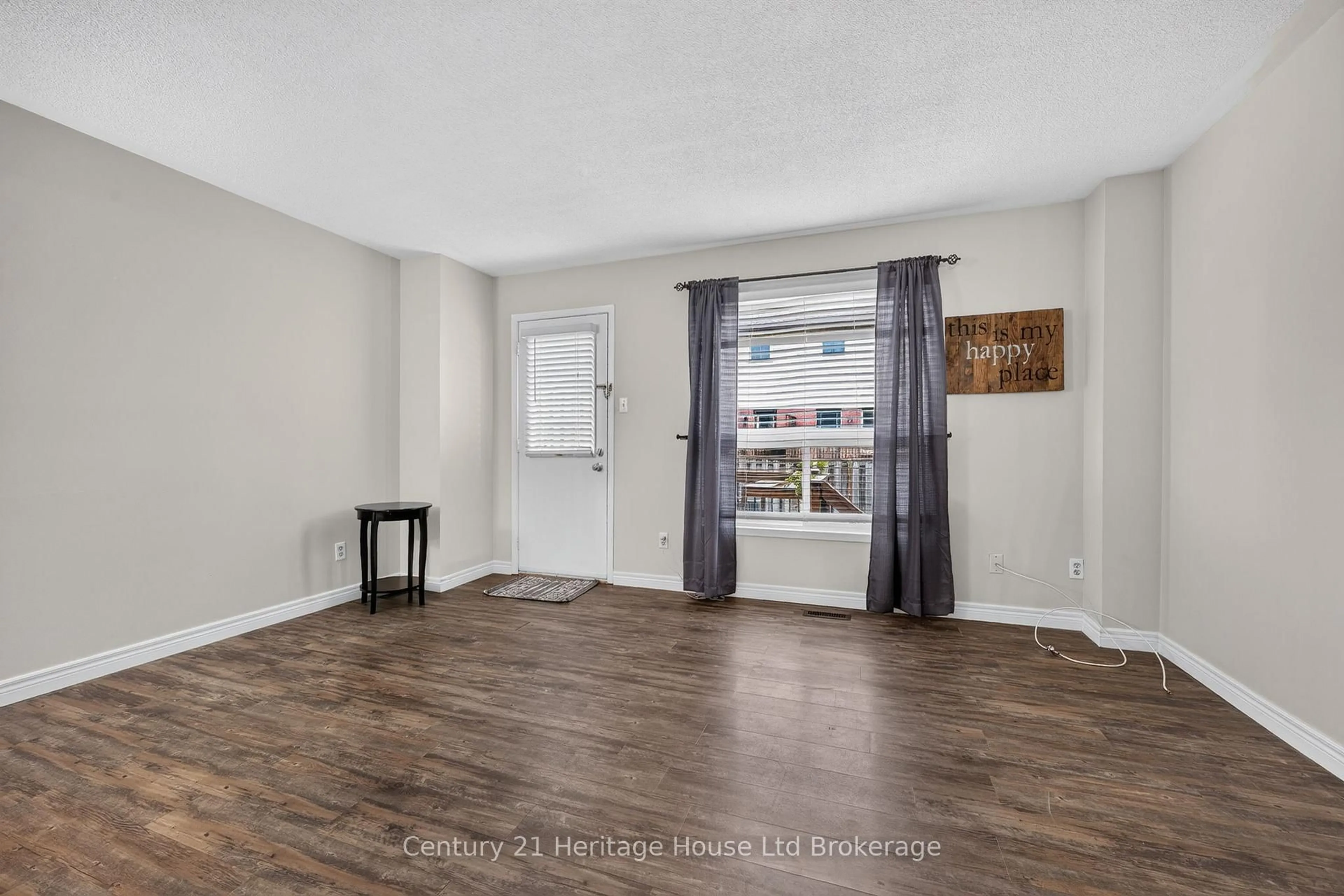 A pic of a room for 1115 Nellis St #33, Woodstock Ontario N4T 1P6