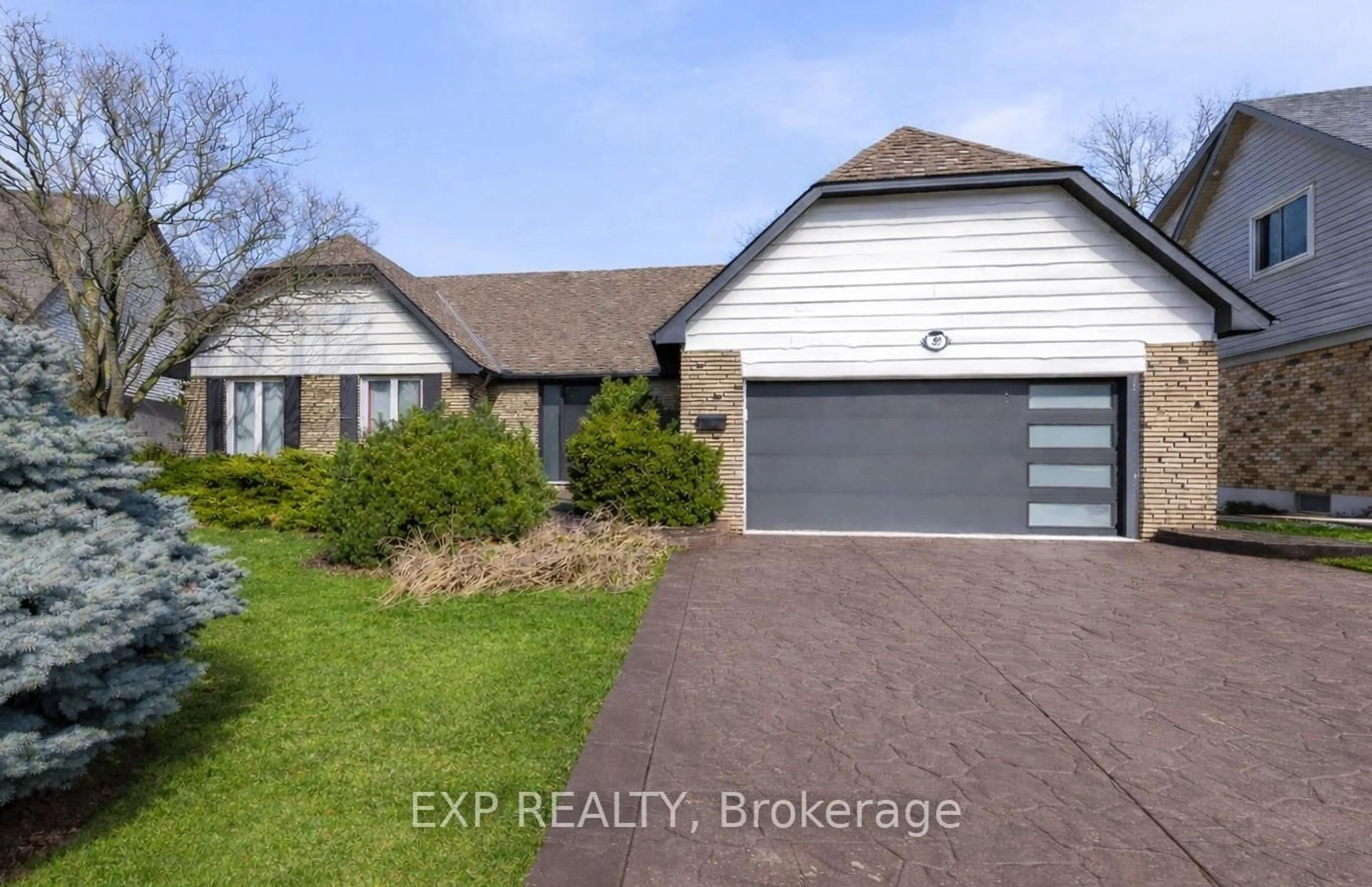 Home with brick exterior material, street for 39 Hilts Dr, Hamilton Ontario L8G 3H5