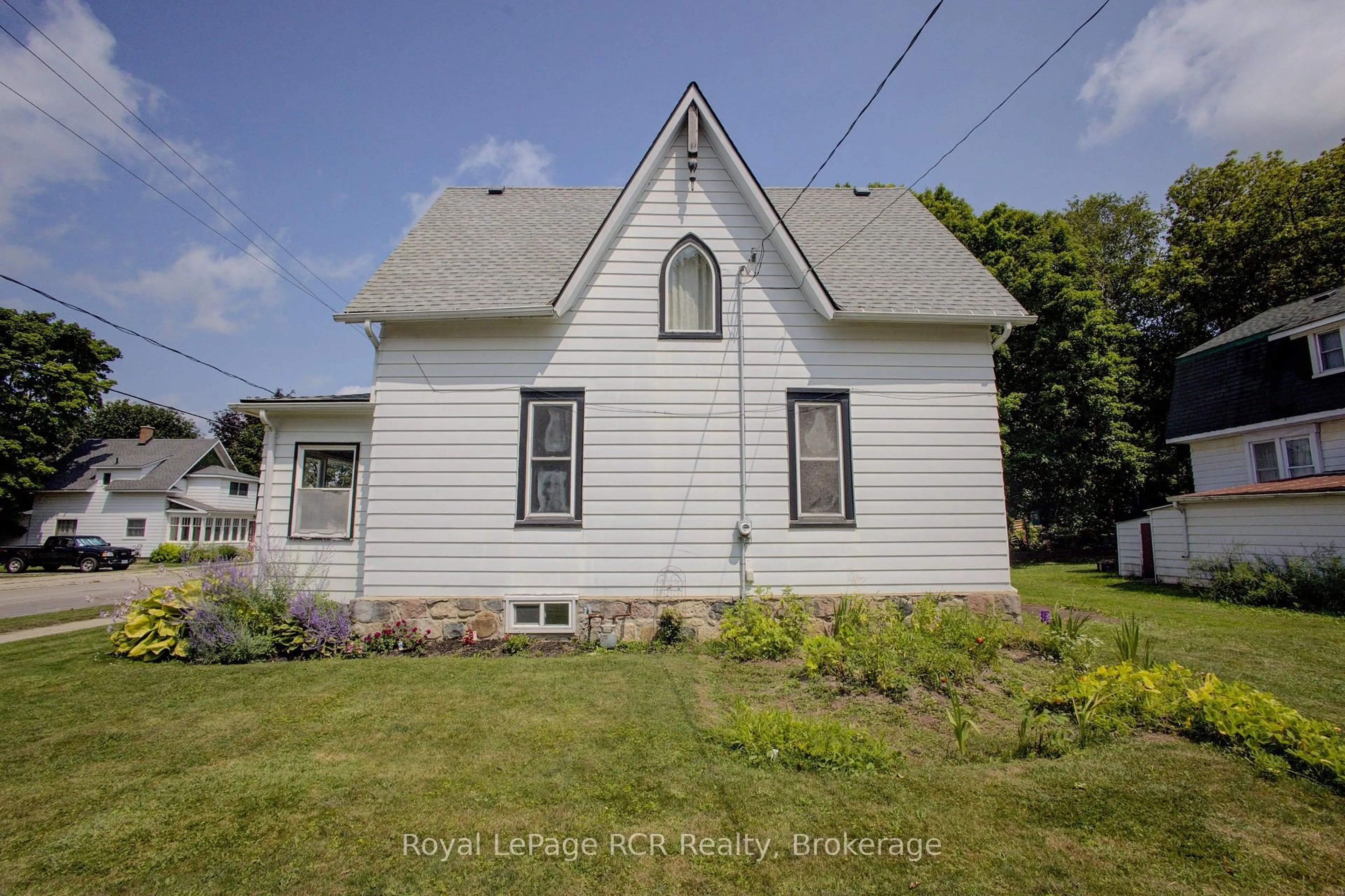 Unknown for 210 Davidson Ave, North Perth Ontario N4W 3A4