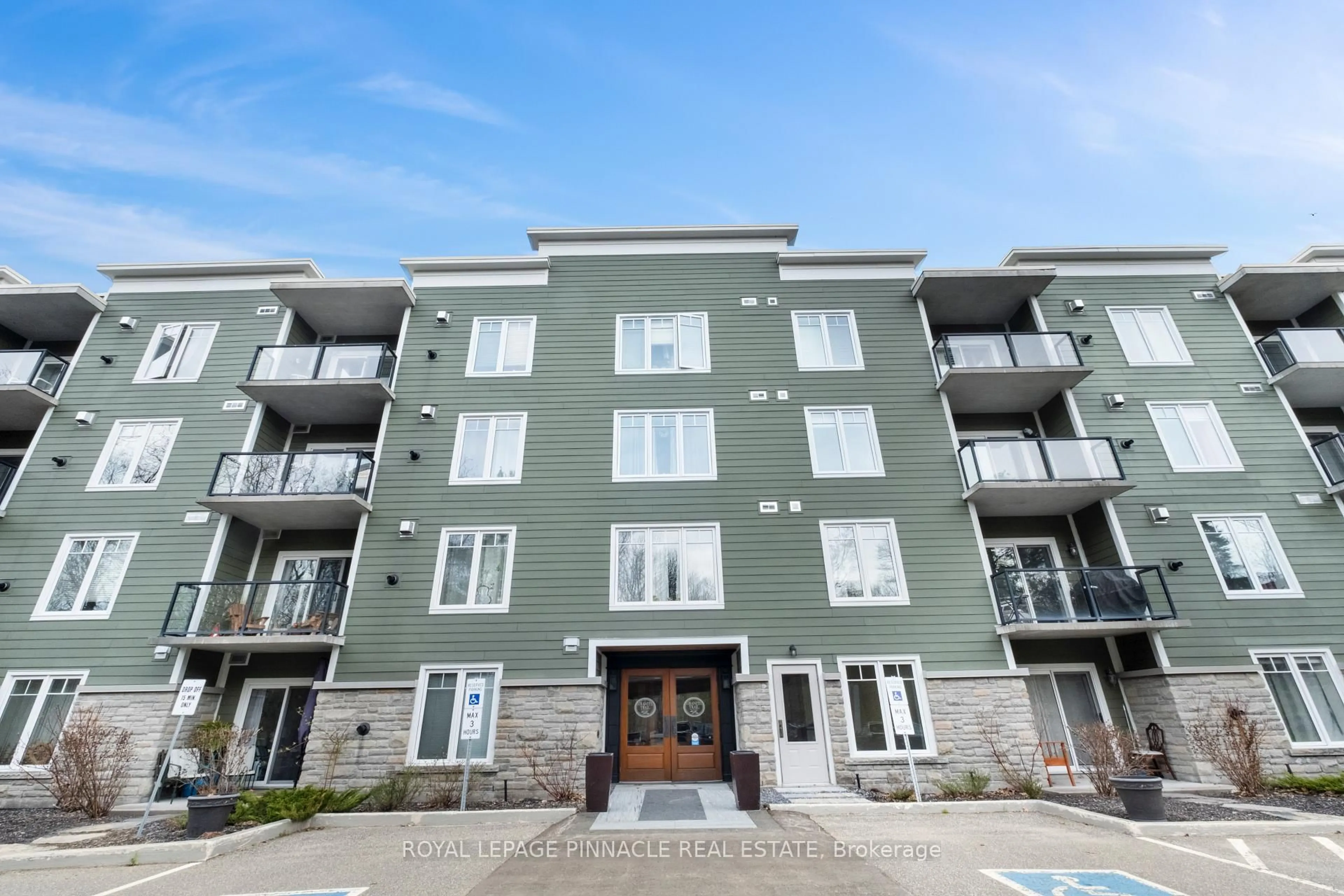 Unknown for 391 James St #404, Gravenhurst Ontario P1P 0A5