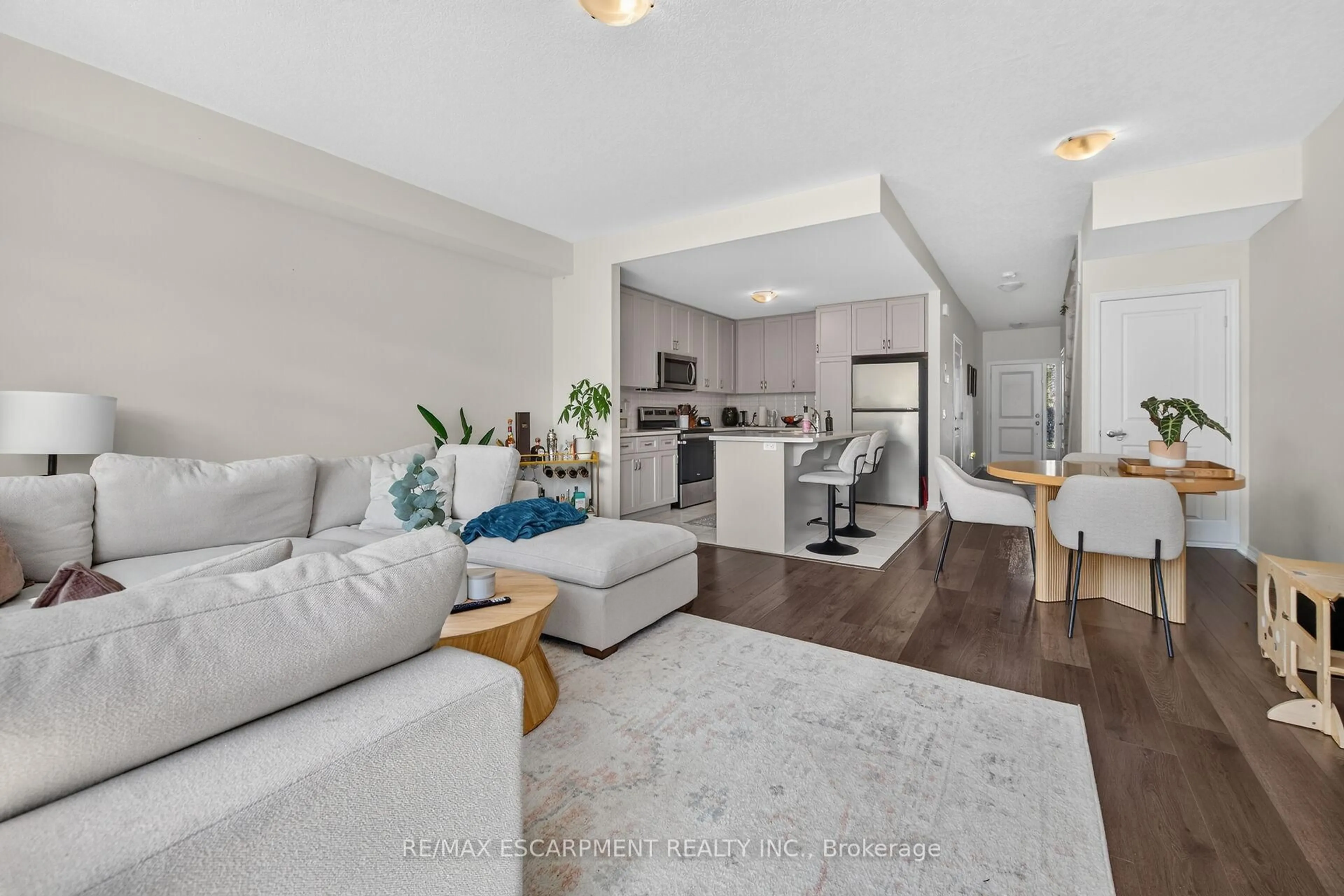 Living room with furniture, unknown for 27 Rachel Dr #22, Hamilton Ontario L8E 0K6