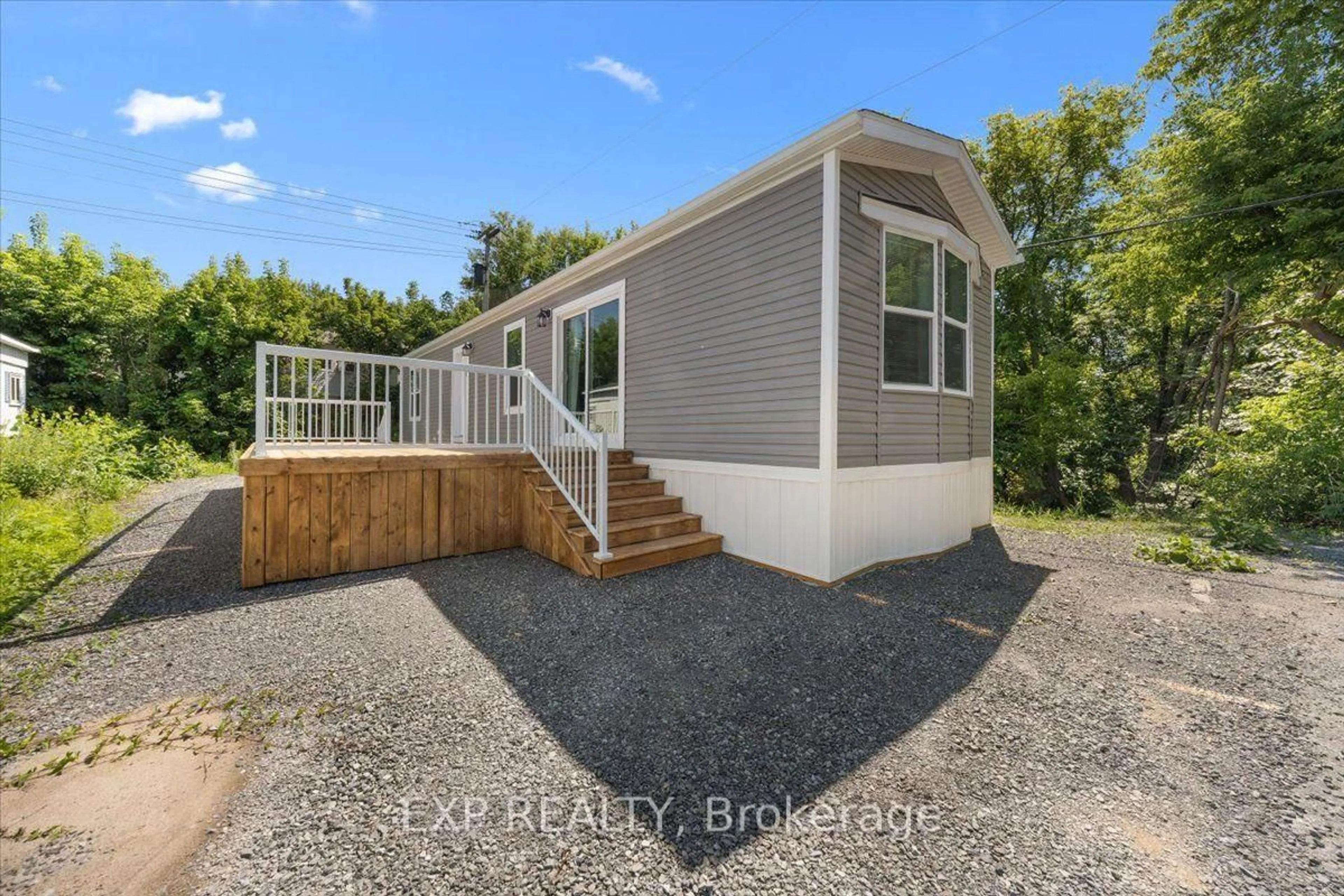 Unknown for 35 Vanier Rd, Ottawa Ontario K2H 7P6