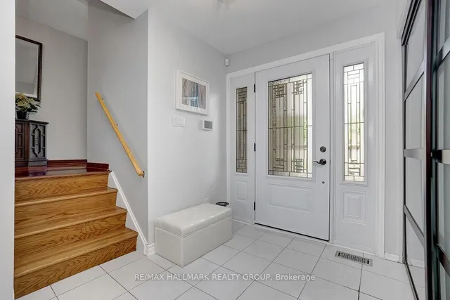 1950 Ludgate Cres, Ottawa 3