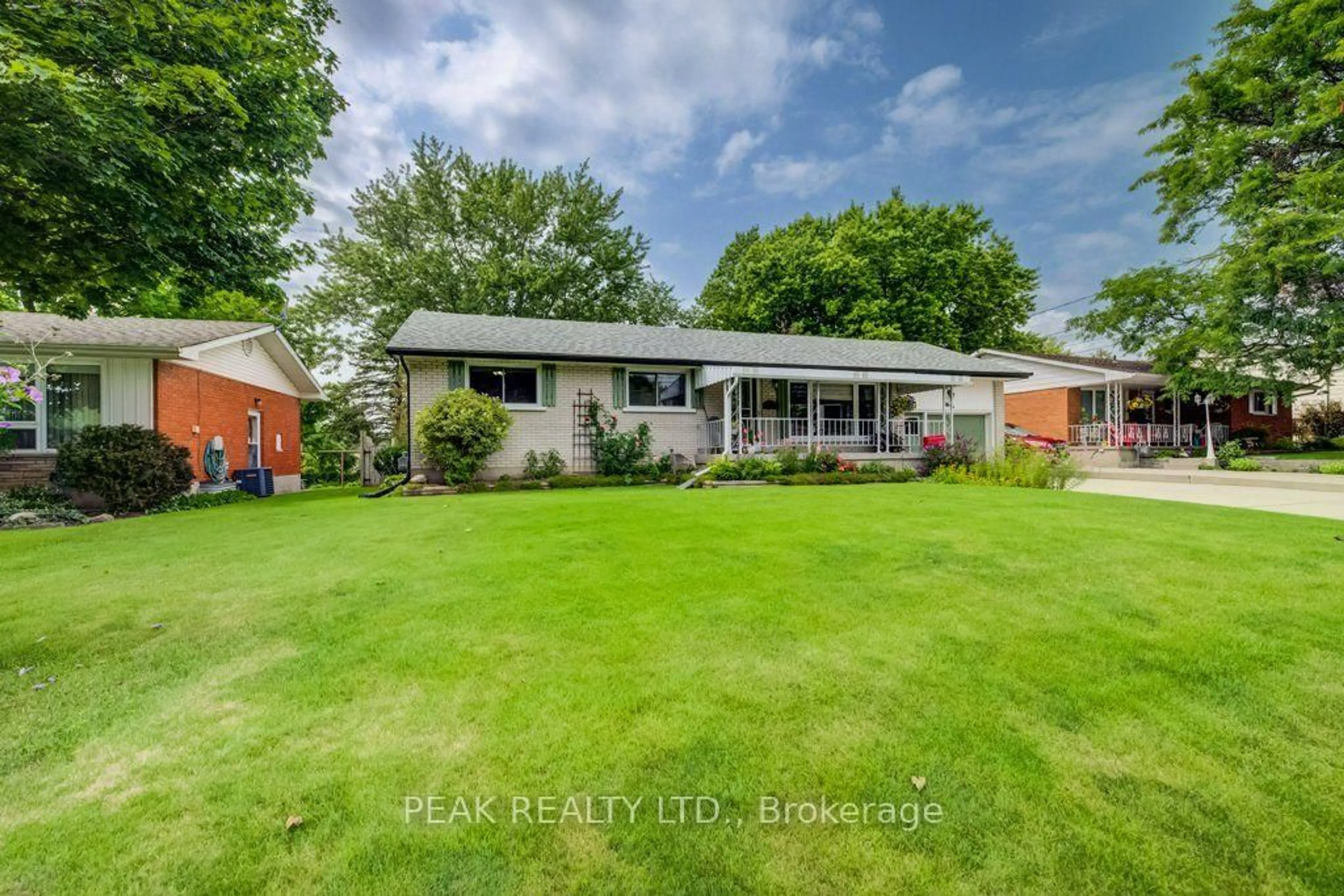 A pic from outside/outdoor area/front of a property/back of a property/a pic from drone, unknown for 88 Riverside Dr, Wilmot Ontario N3A 2H6