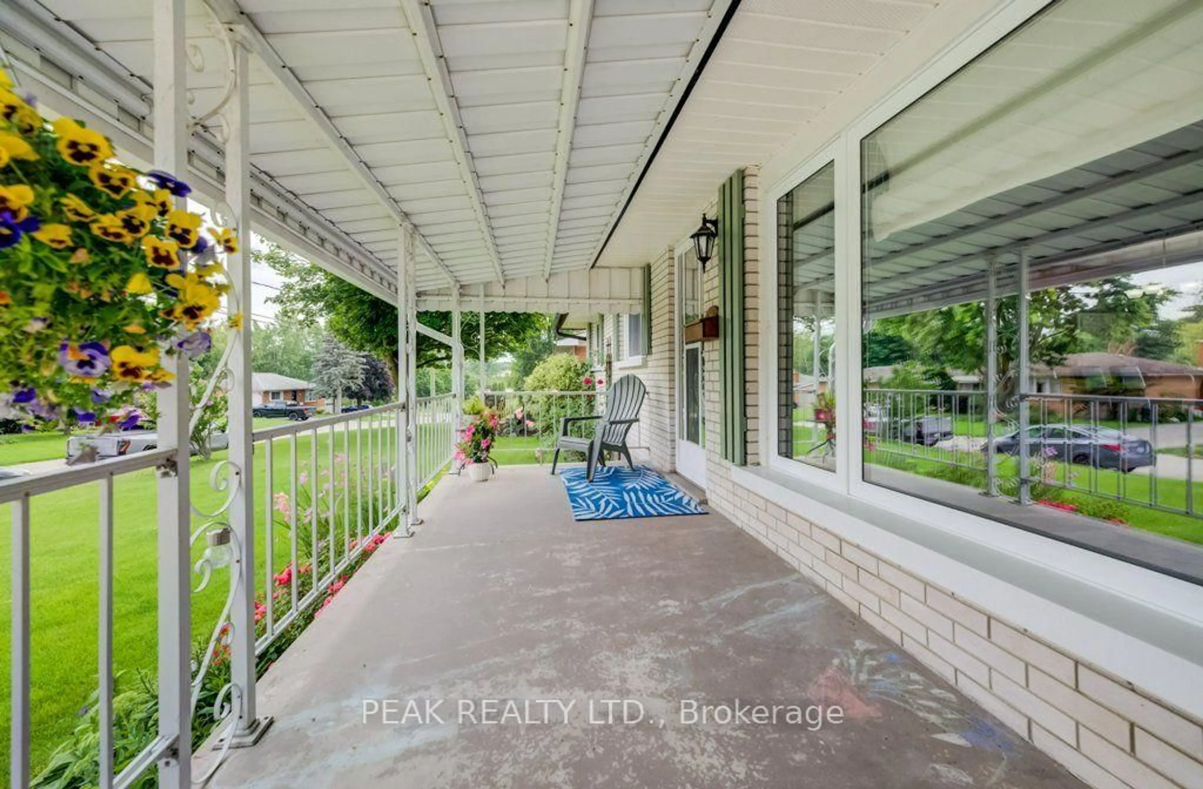 Patio, unknown for 88 Riverside Dr, Wilmot Ontario N3A 2H6