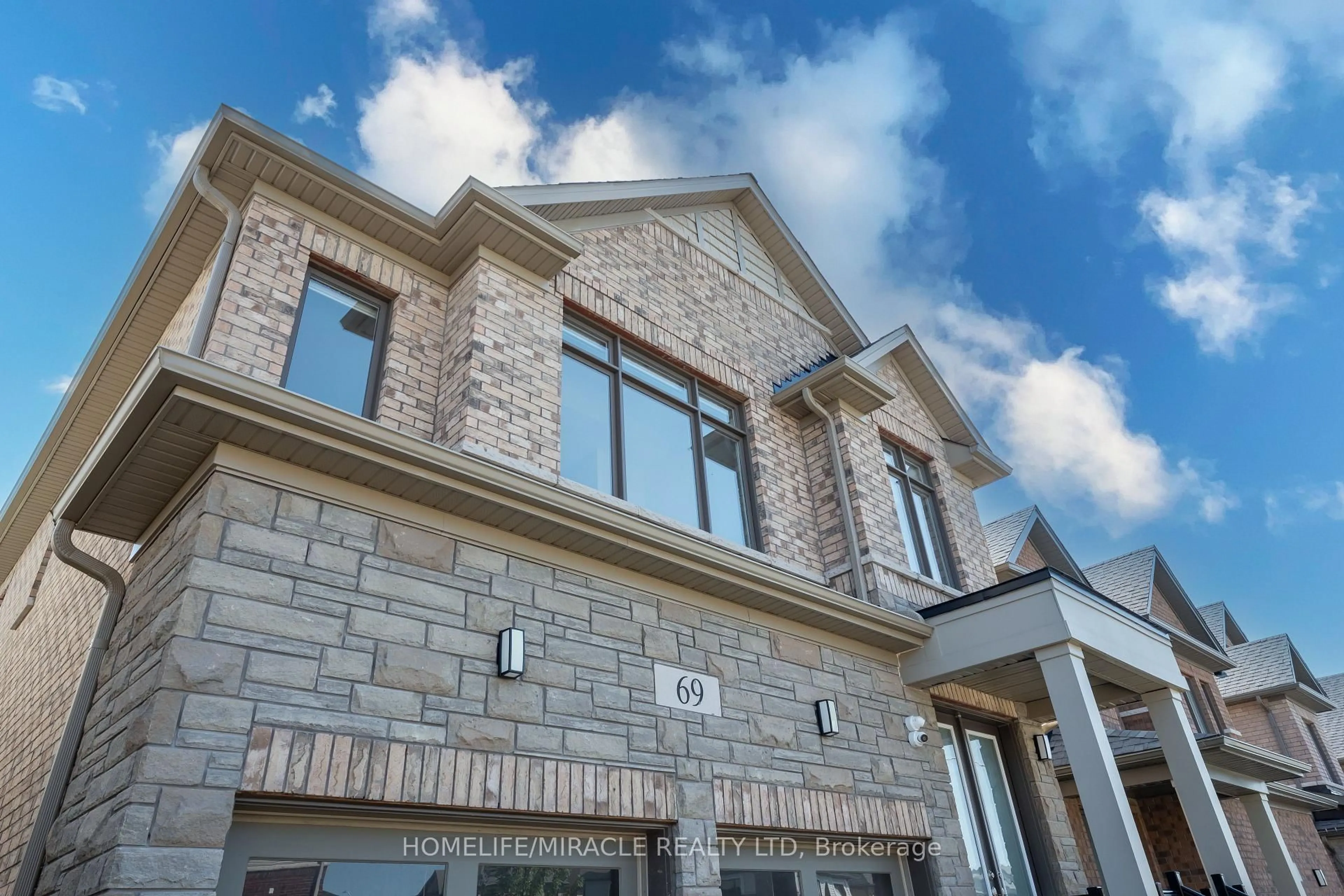Home with brick exterior material, building for 69 Mary Watson St, North Dumfries Ontario N0B 1E0