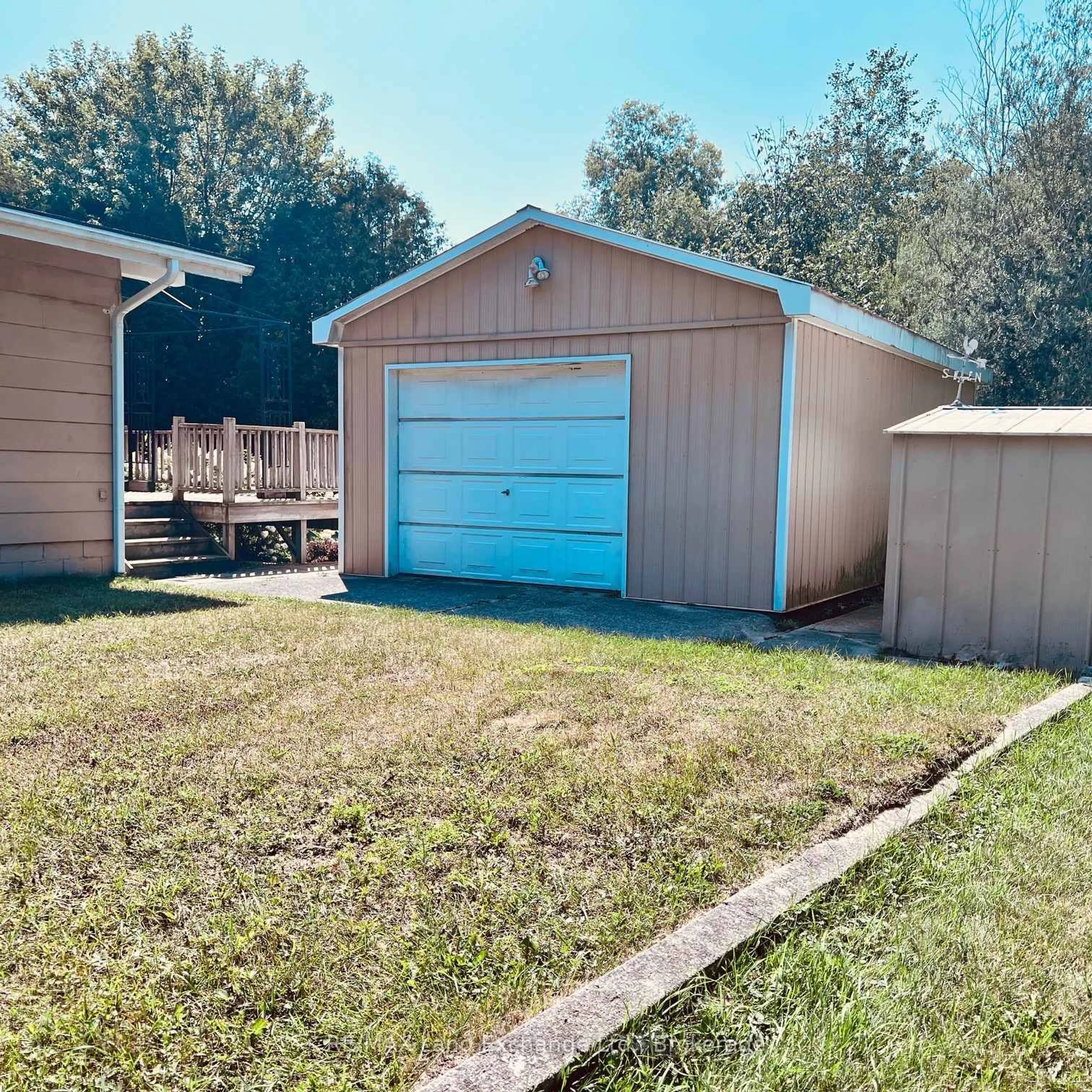 Shed for 365 Lake Range Dr, Huron-Kinloss Ontario N0G 2R0