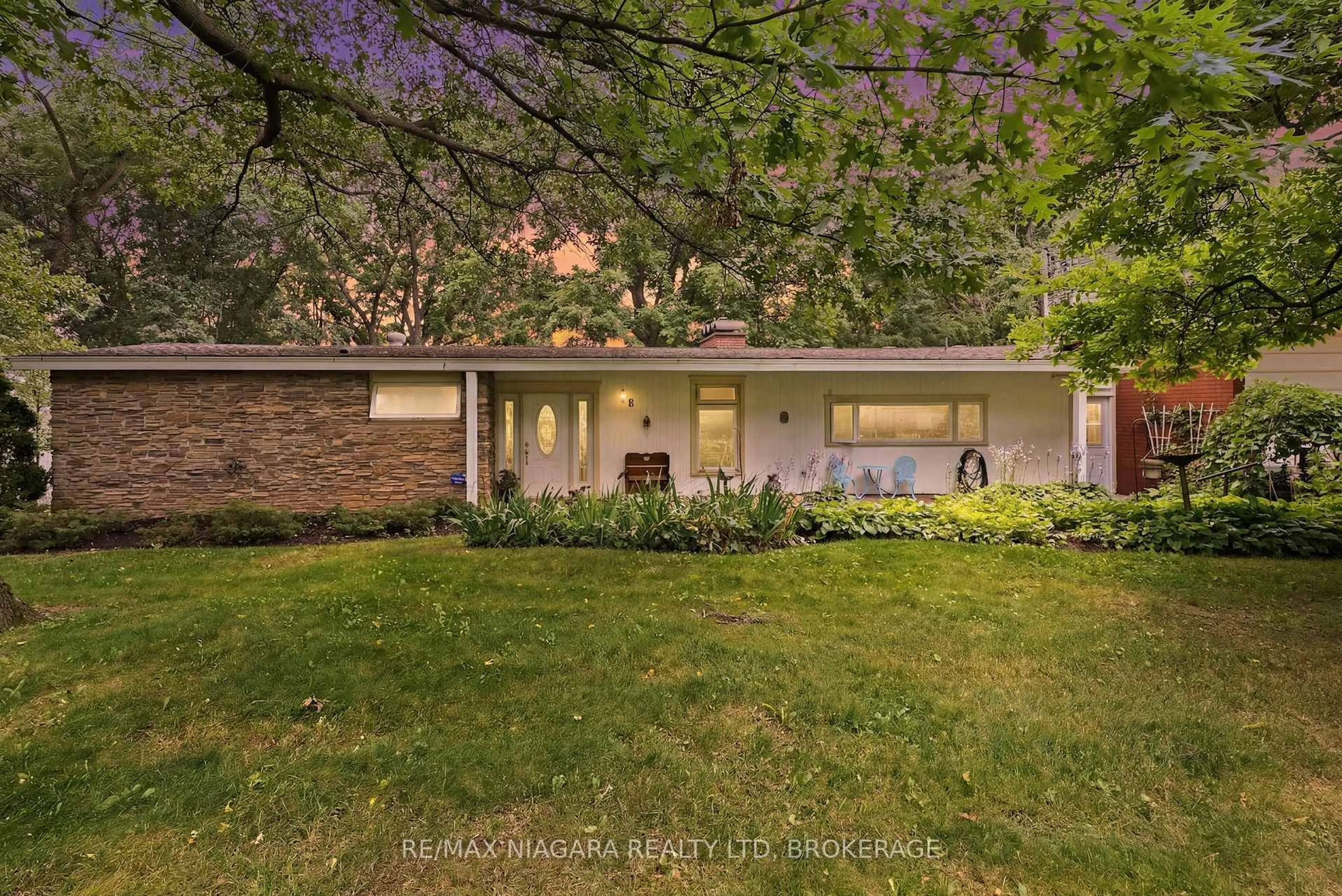 Unknown for 46 Melrose Dr, Niagara-on-the-Lake Ontario L0S 1J0