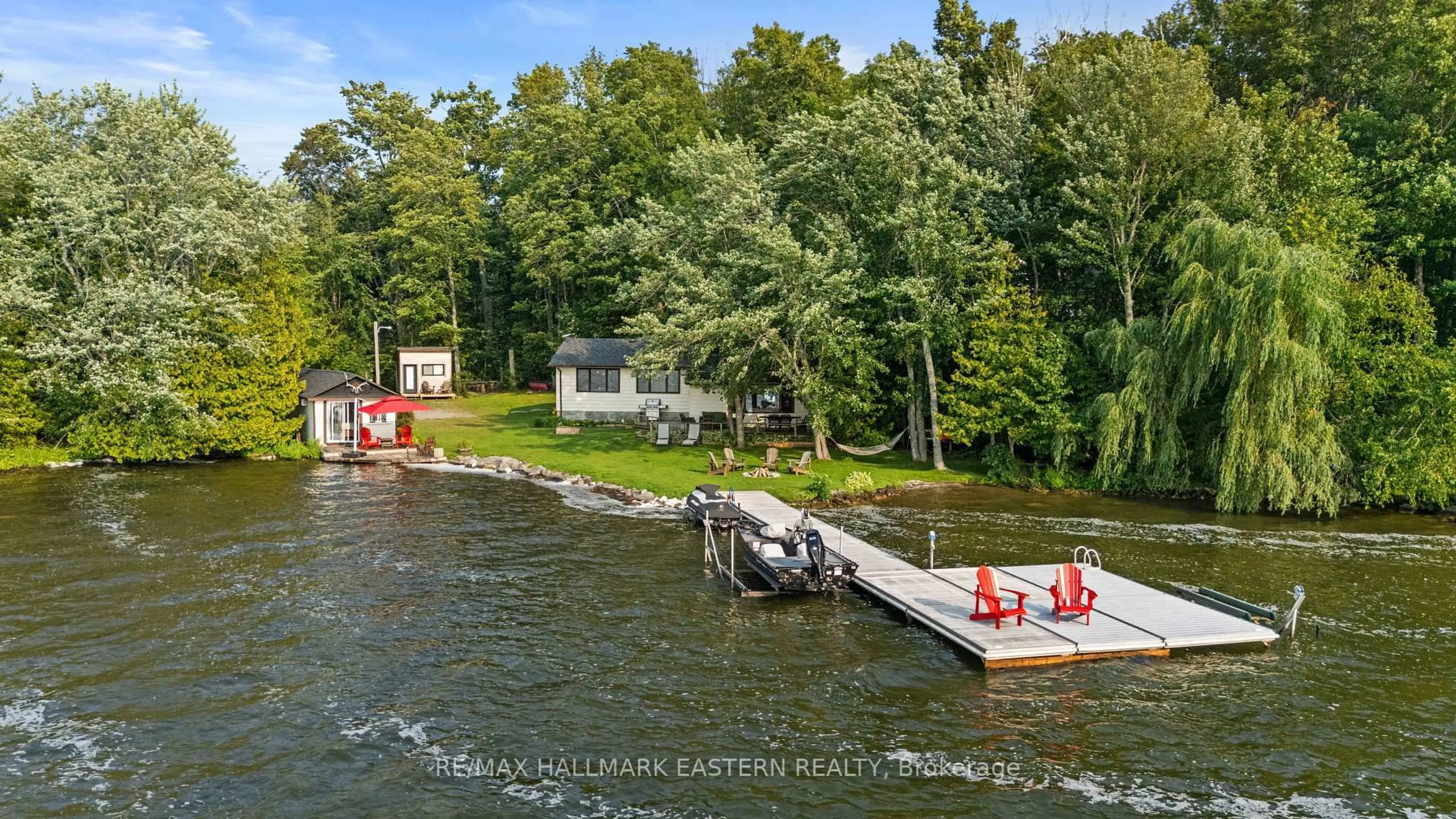 A pic from outside/outdoor area/front of a property/back of a property/a pic from drone, water/lake/river/ocean view for 2546 Buckhorn Rd, Selwyn Ontario K0L 2H0