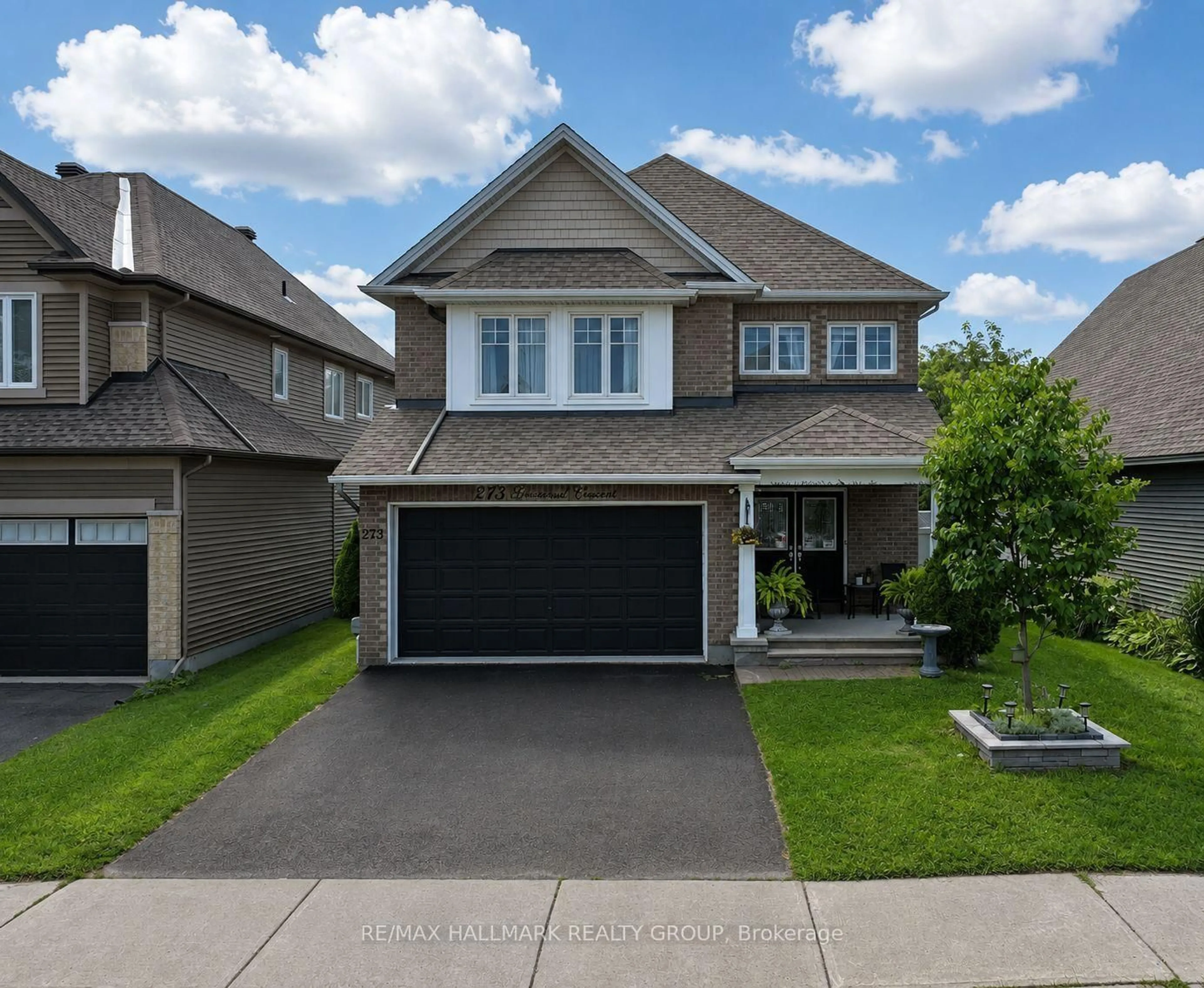 Unknown for 273 GRACEWOOD Cres, Ottawa Ontario K1T 0J1