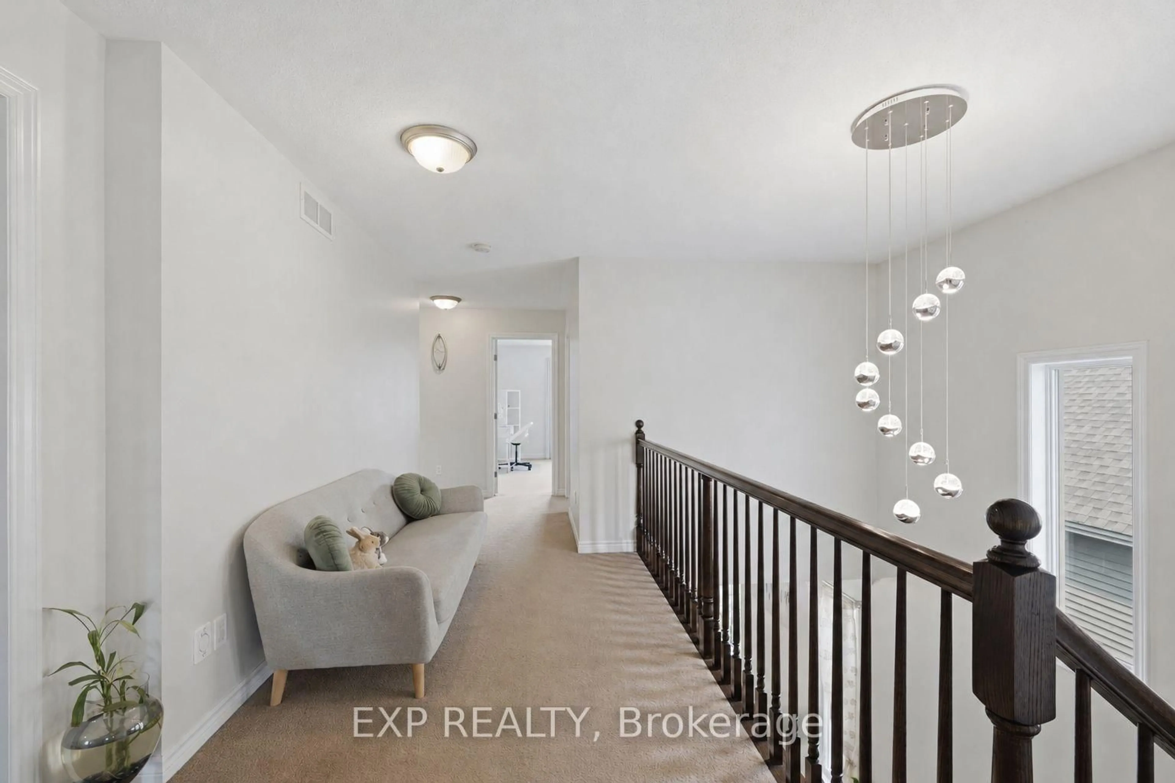 trreb/IMG-X13665054_3ab3dcbb-acc7-4b57-8747-f54b14812d63-l.jpg