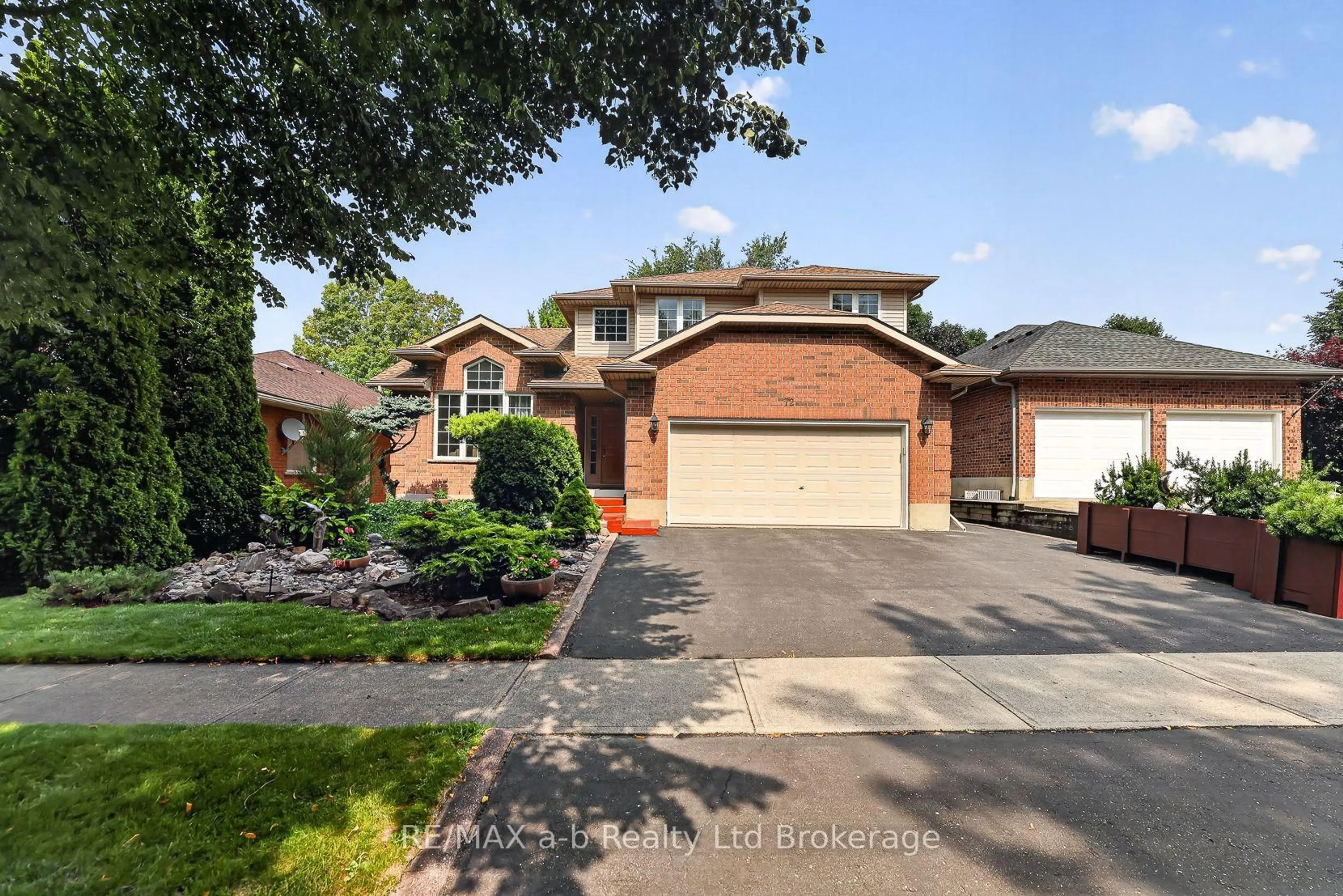 Home with brick exterior material, street for 72 Indian Rd, Woodstock Ontario N4T 1R5