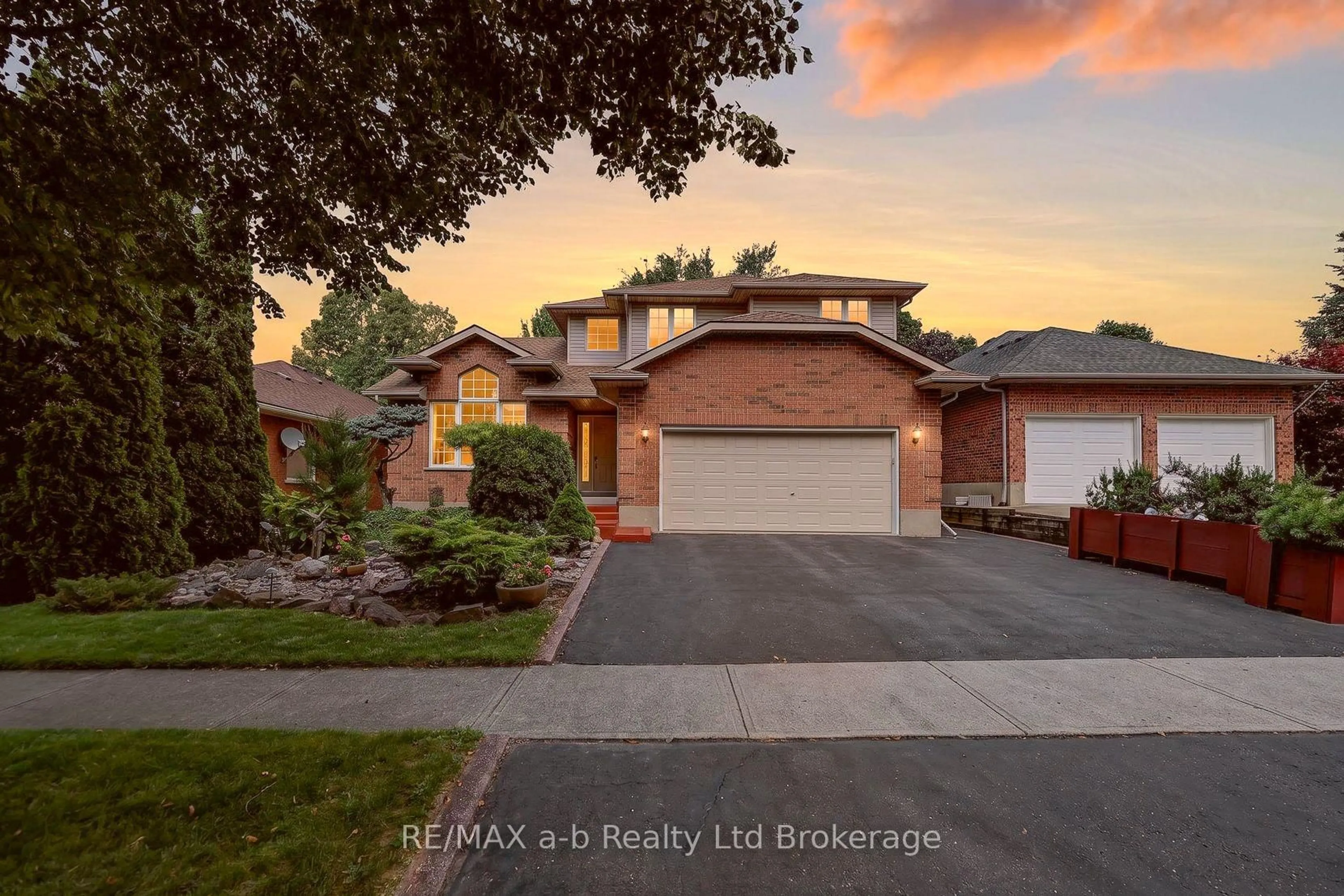 Home with brick exterior material, street for 72 Indian Rd, Woodstock Ontario N4T 1R5