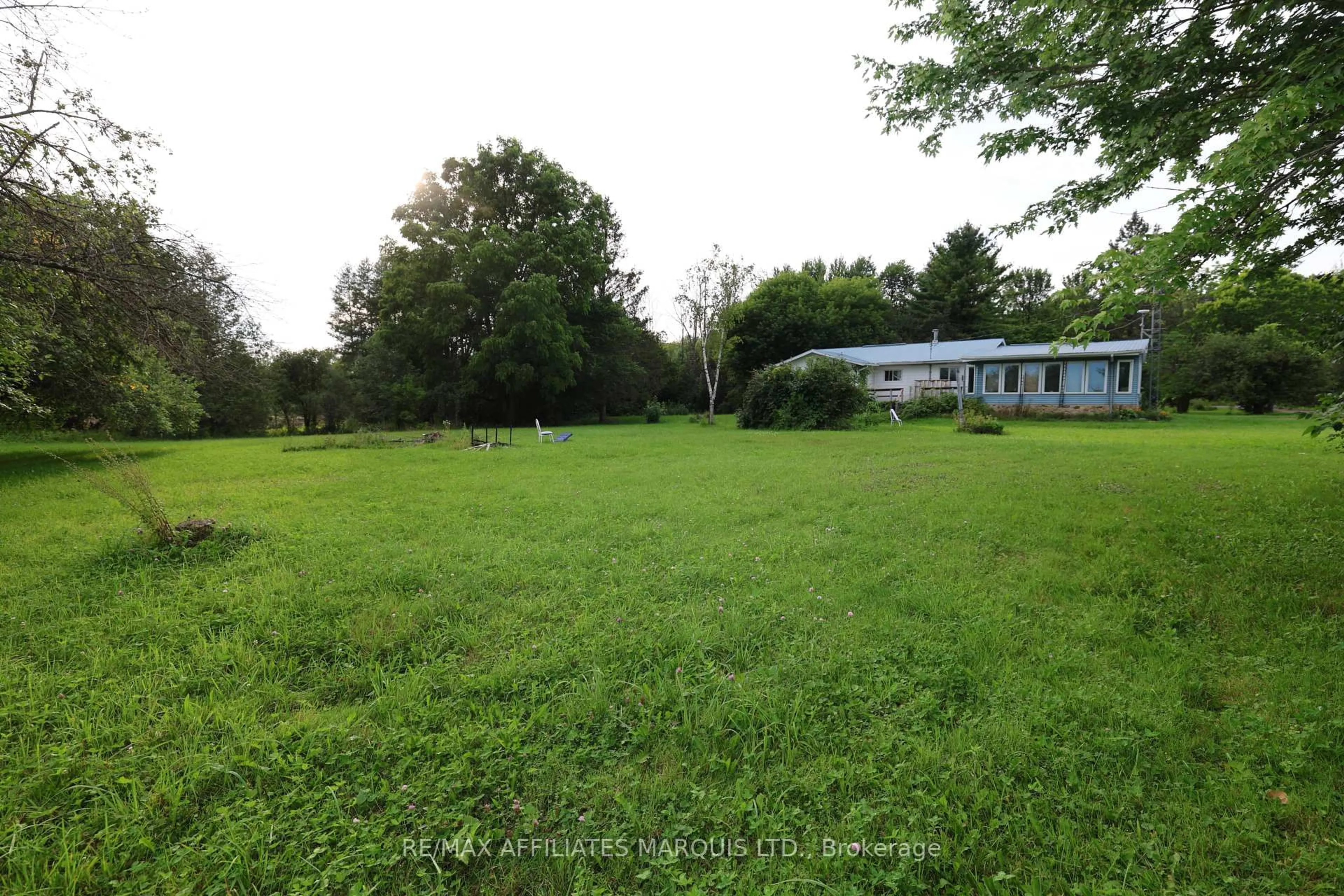 A pic from outside/outdoor area/front of a property/back of a property/a pic from drone, unknown for 19442 Kenyon Conc 8 Rd, North Glengarry Ontario K0C 1A0